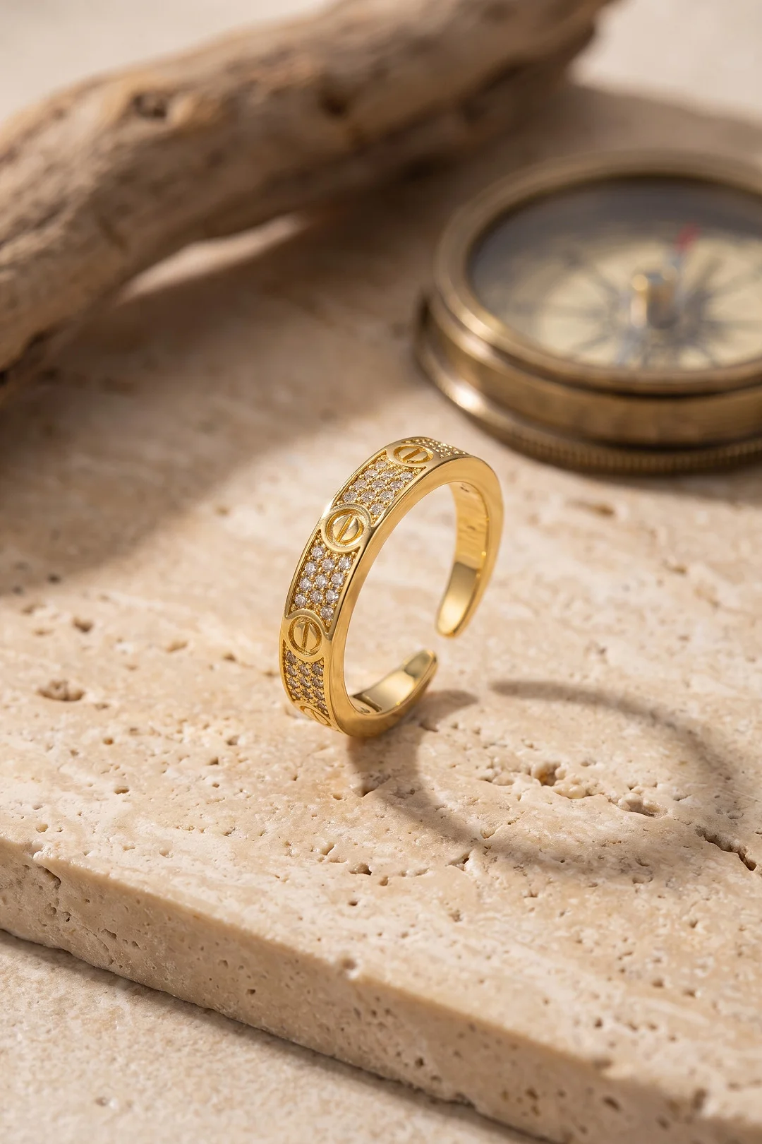Vida ve Zirkon Taş Detaylı Gold Çelik Yüzük TJ-BYK4232 Fiyatı, Yorumları ve Özellikleri