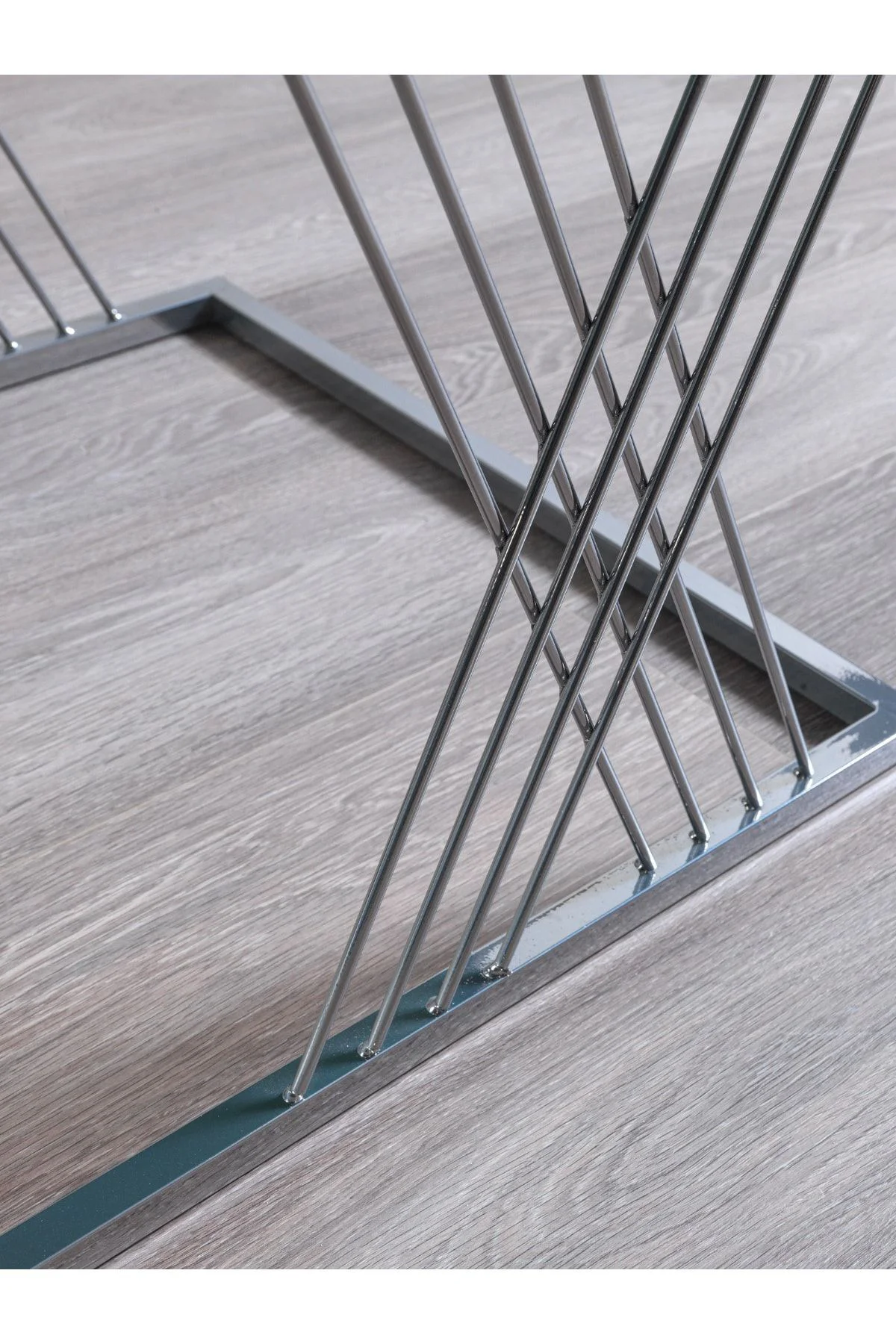 Vienna Krom Metal Ayaklı Füme Aynalı Orta Sehpa