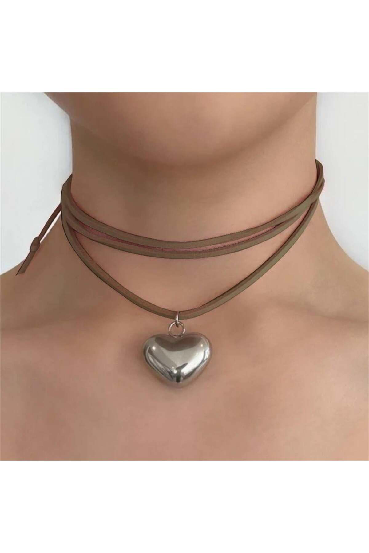Vintage Big Heart Kahverengi İpli Silver Kolye