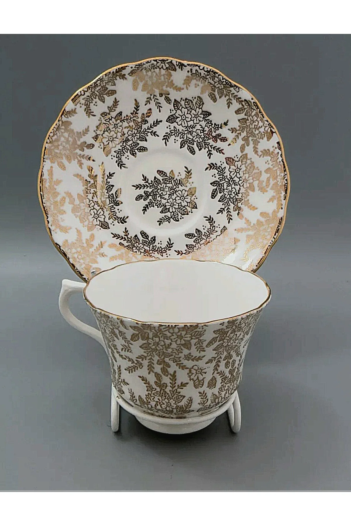 Vintage Gold Royal Vale Çay Fincanı