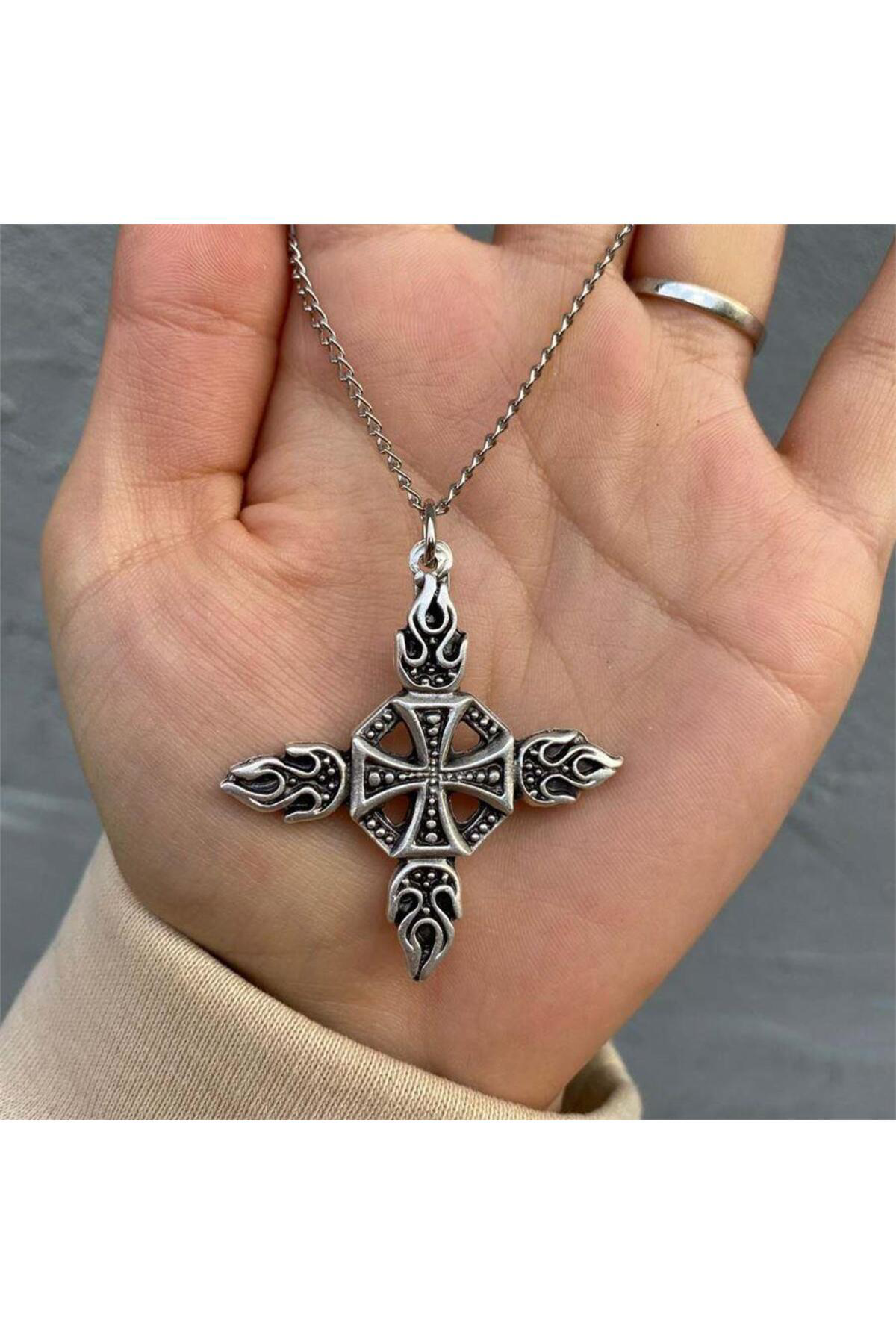 Vintage Pattern Cross Kolye