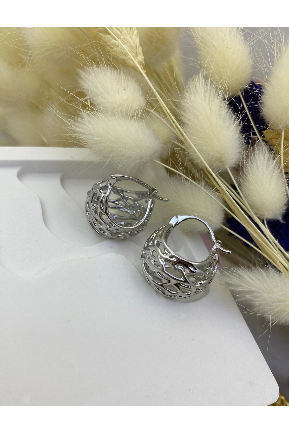 Arescollection Vip Seri Çelik Kararmaz Desenli Bombeli Sepet Halka Küpe