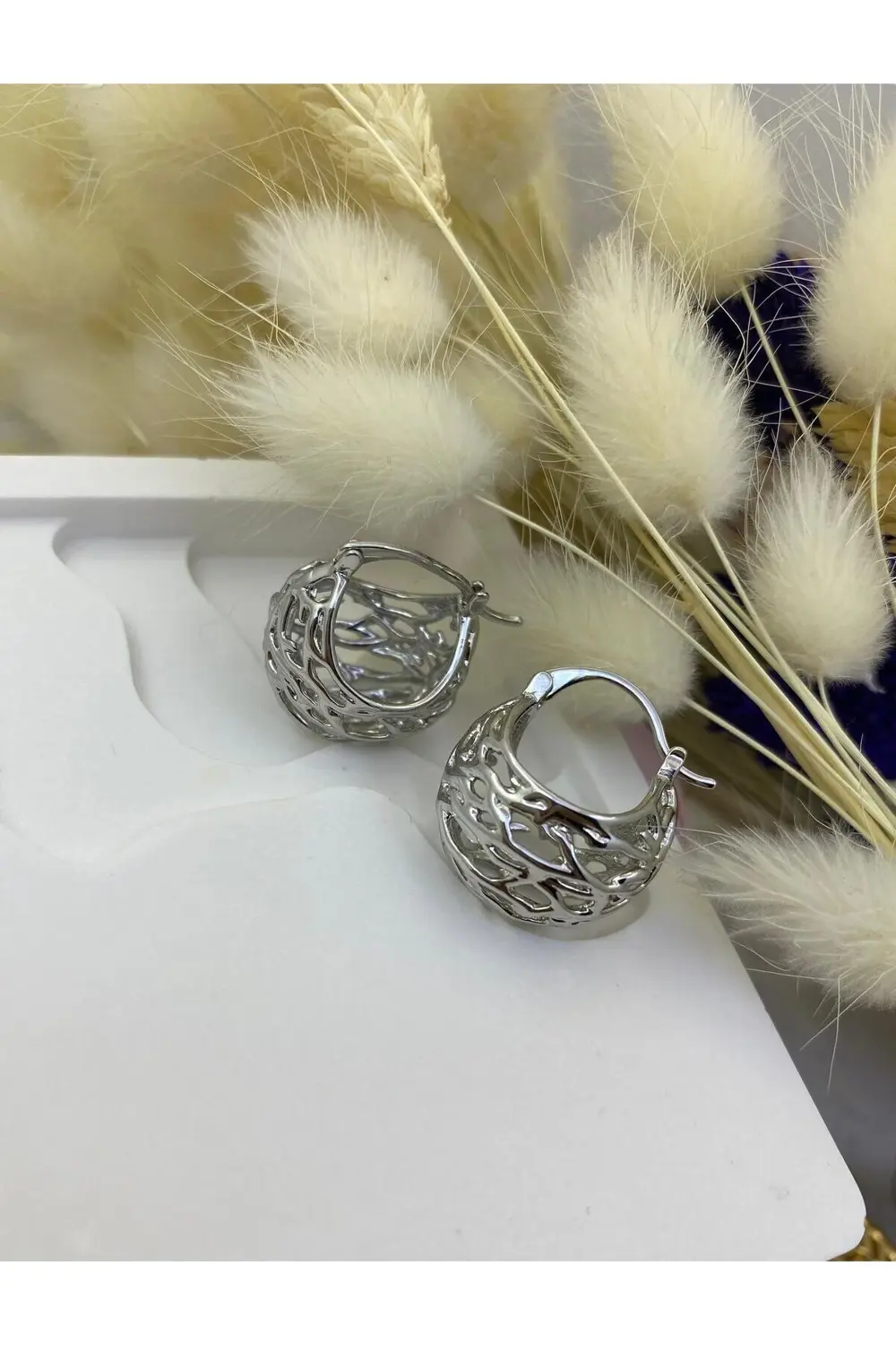 Arescollection Vip Seri Çelik Kararmaz Desenli Bombeli Sepet Halka Küpe