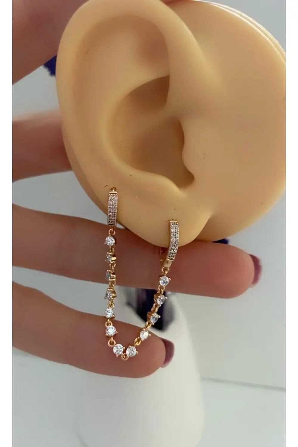 Arescollection Vip Seri Kararmaz Xuping Zirkon Taşlı Zincirli İkili Halka Küpe