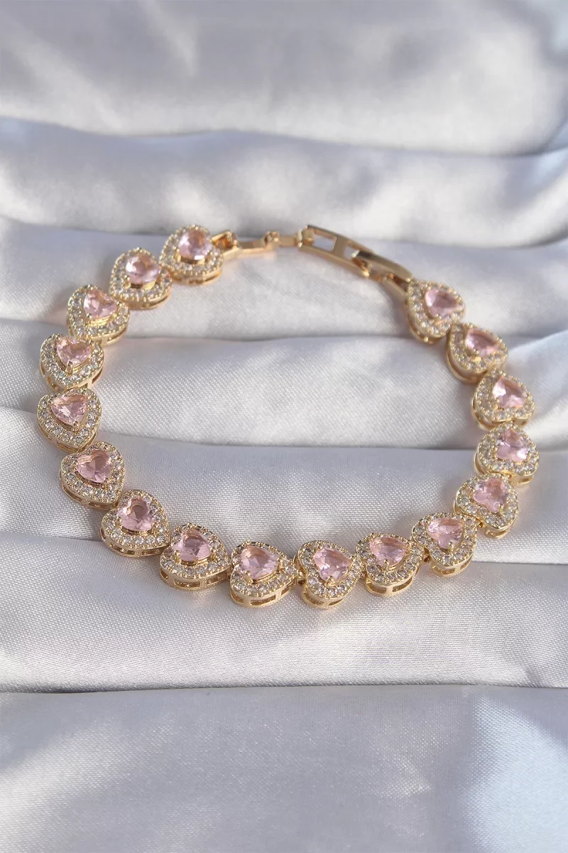 Vip Seri Pirinç Gold Renk Pembe Zirkon Taşlı Kalp Tasarımlı Bileklik - Lisinya