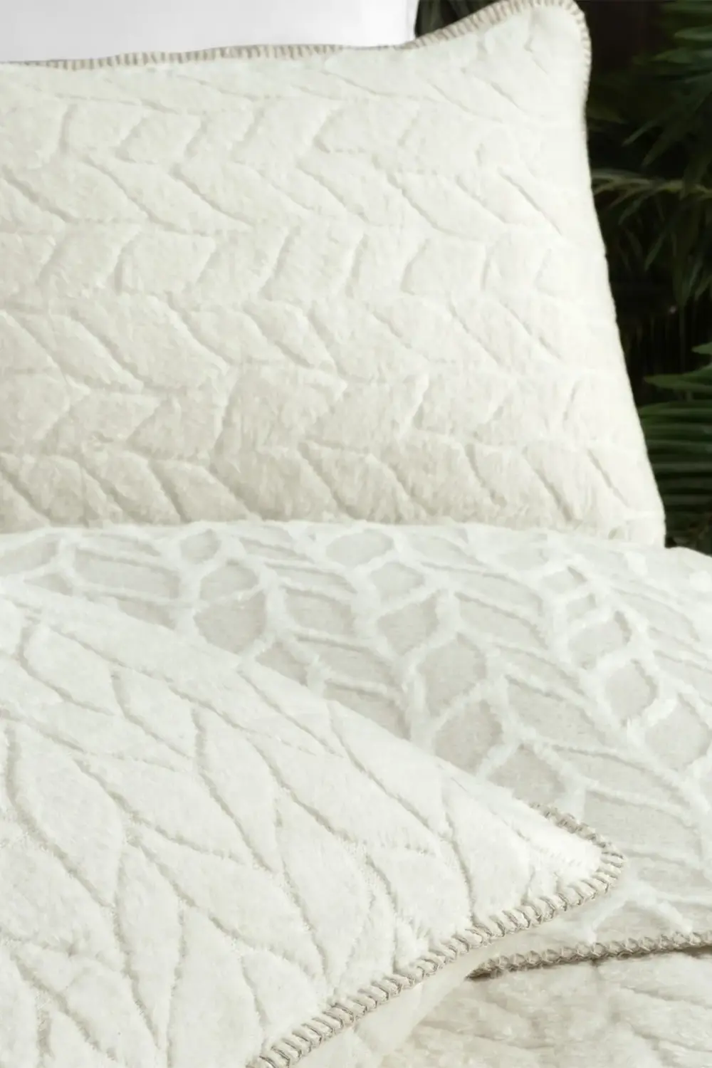 Virgo Ekru Çift Kişilik Yastık Kılıflı Battaniye/Yatak Örtüsü Set