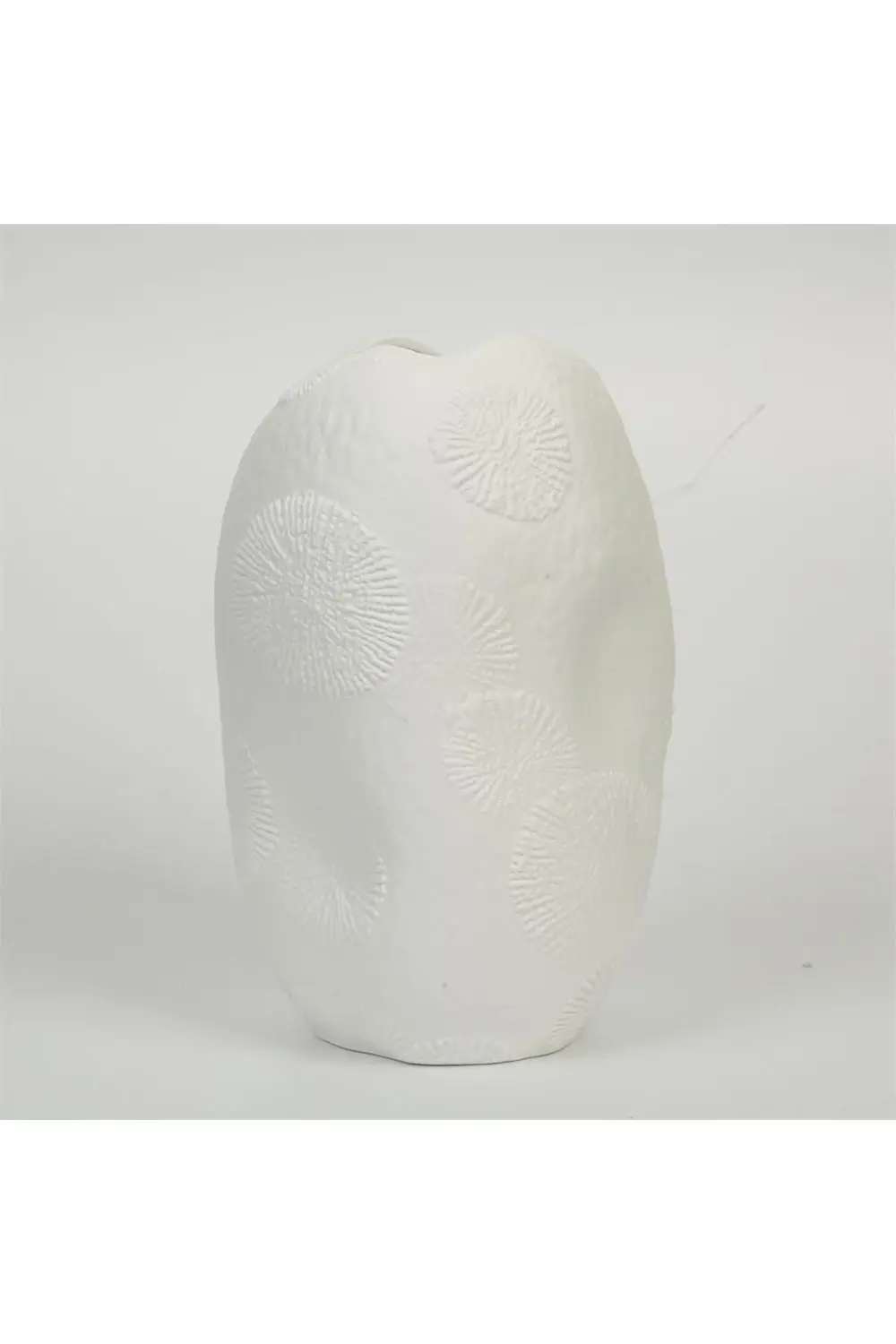 Vitale Beyaz Fosil Vazo 26*27*20 Cm AK.JM00019