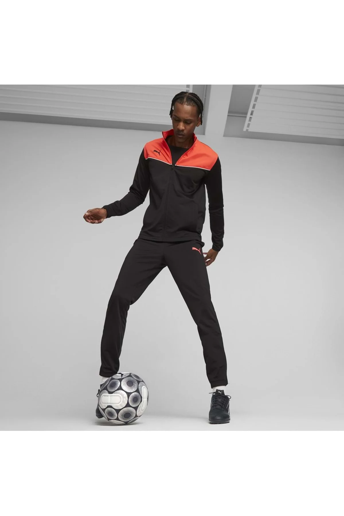 Vitorıa TT 107484 Unisex Halısaha Ayakkabısı SİYAH-BEYAZ