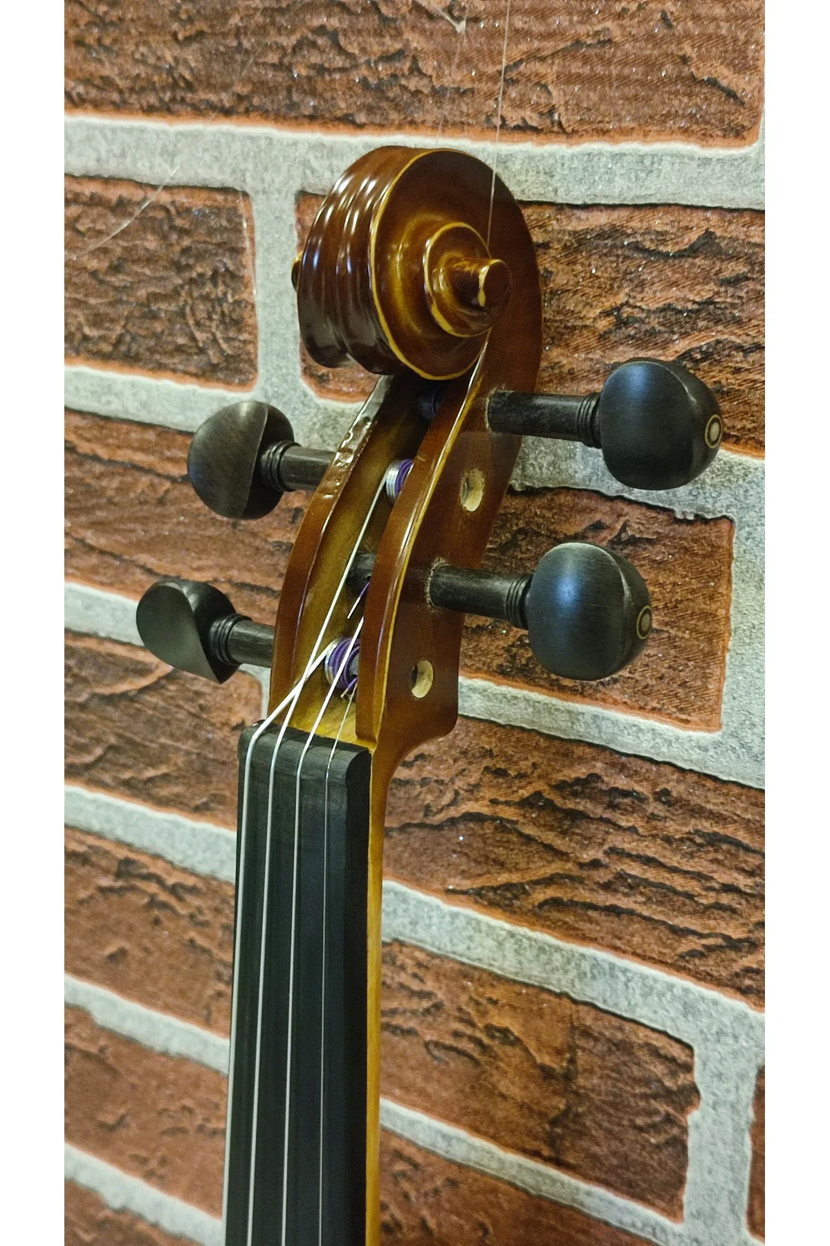 Vivaldi 904A 4/4 Keman ( Yastık+Reçine+Yedek Tel Hediye