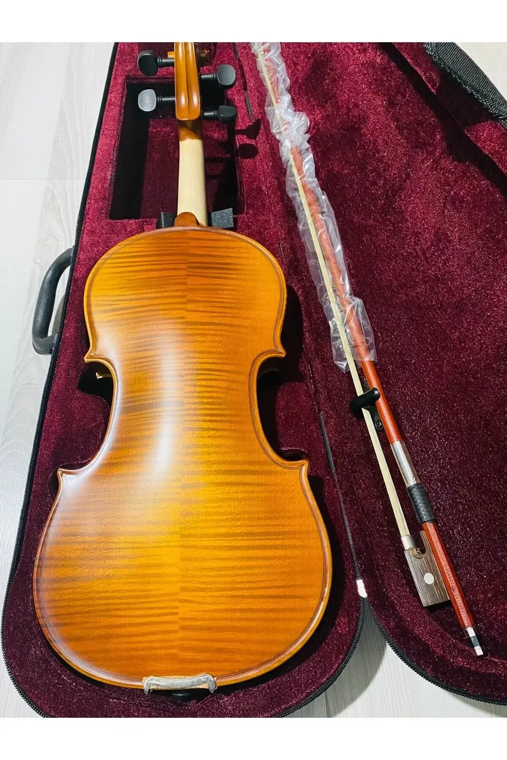 Vl-904 4/4 Keman Full Seti ! (YASTIK,SUSTURUCU,YEDEK TEL,KEMAN KL