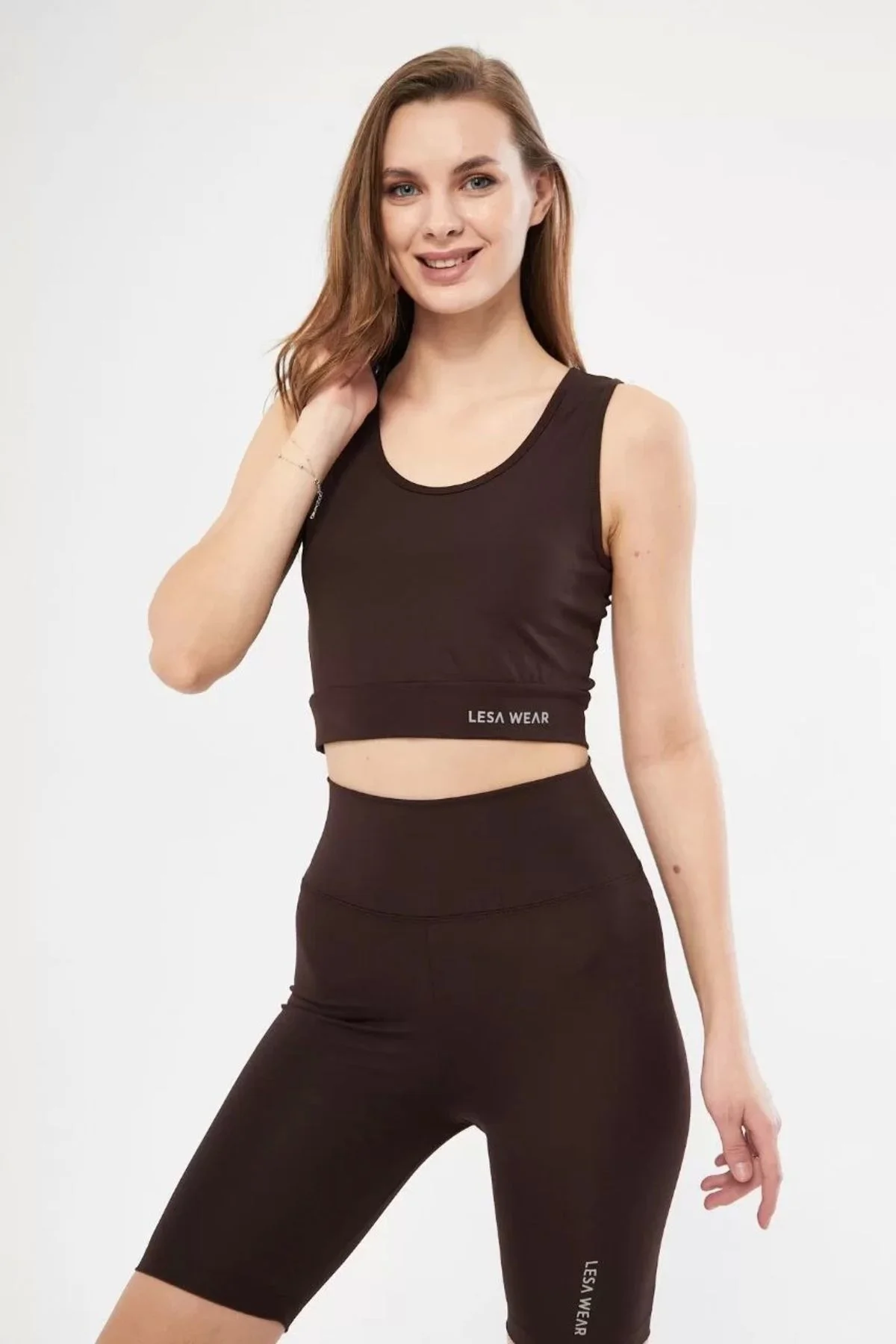 V&M Store Kolsuz Sporcu Baskılı Crop - Kahve