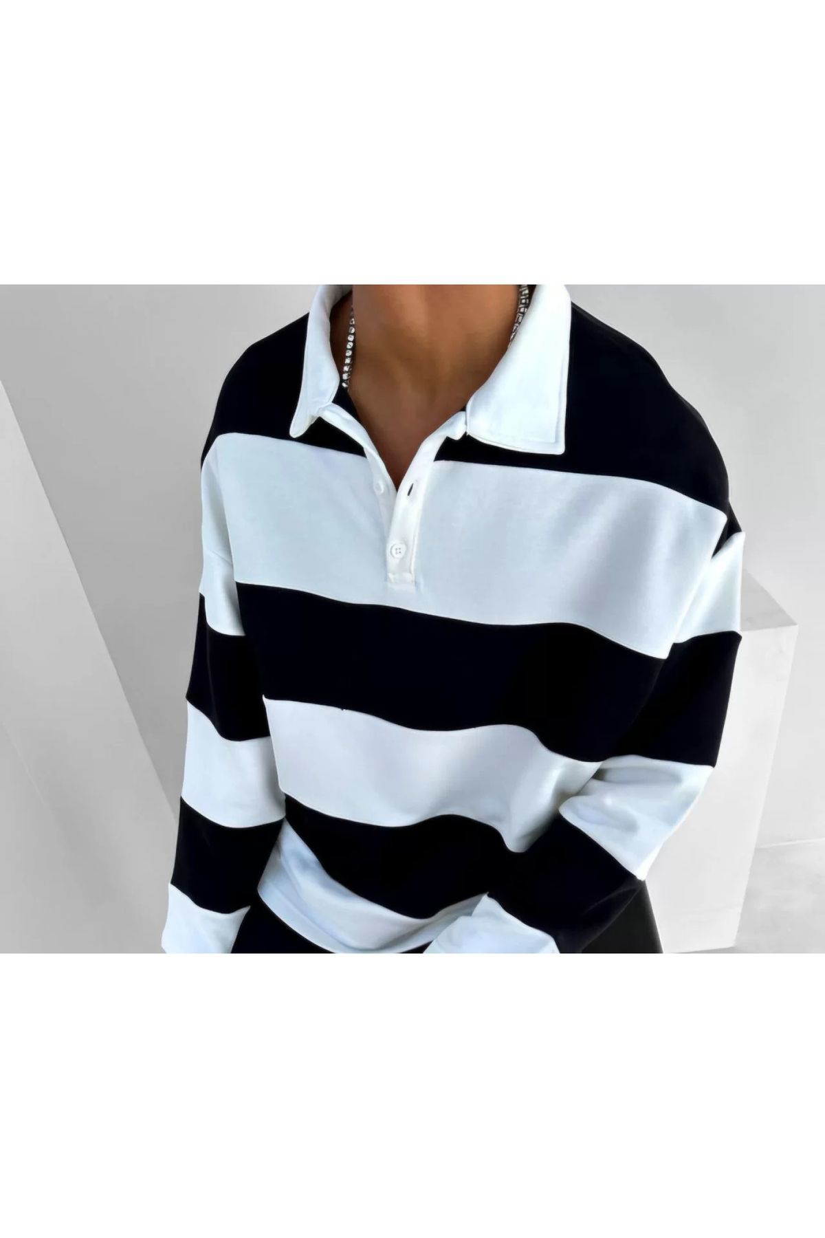 V&M Store Unisex Üç İplik Parçalı Yakalı SweatShirt - Siyah