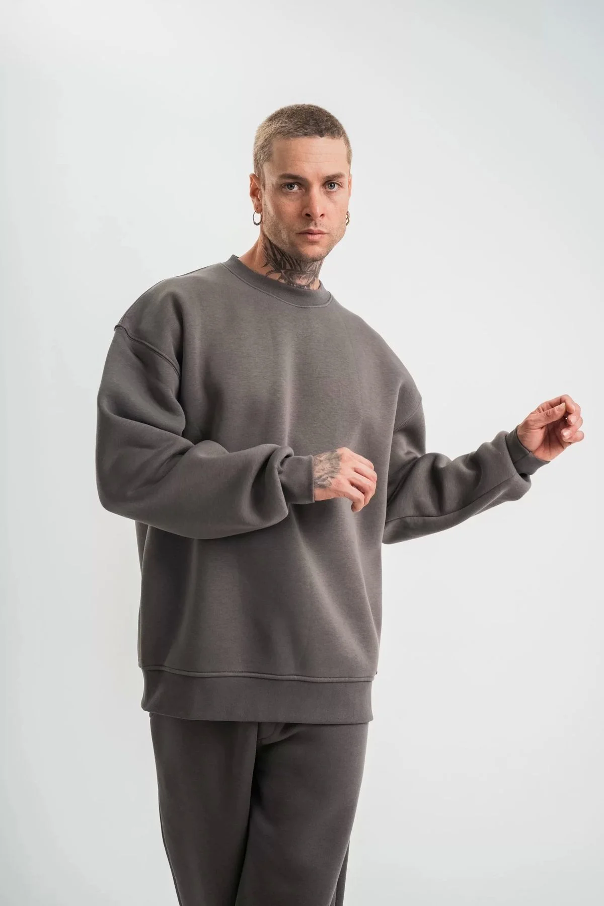 V&M Store Uzun Kol Bisiklet Yaka Basic SweatShirt - Füme