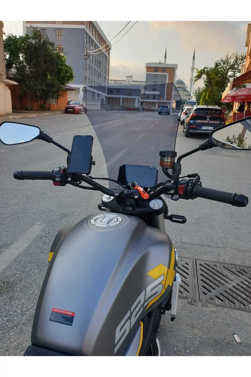 Voge ACX 525 Ön cam 2023 2024 Model'dir 58cm Açıkfüme Renkli 4mm