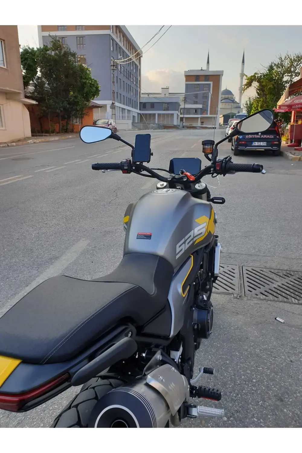 Voge ACX 525 Ön cam 2023 2024 Model'dir 58cm Şeffaf Renkli 4mm Uz