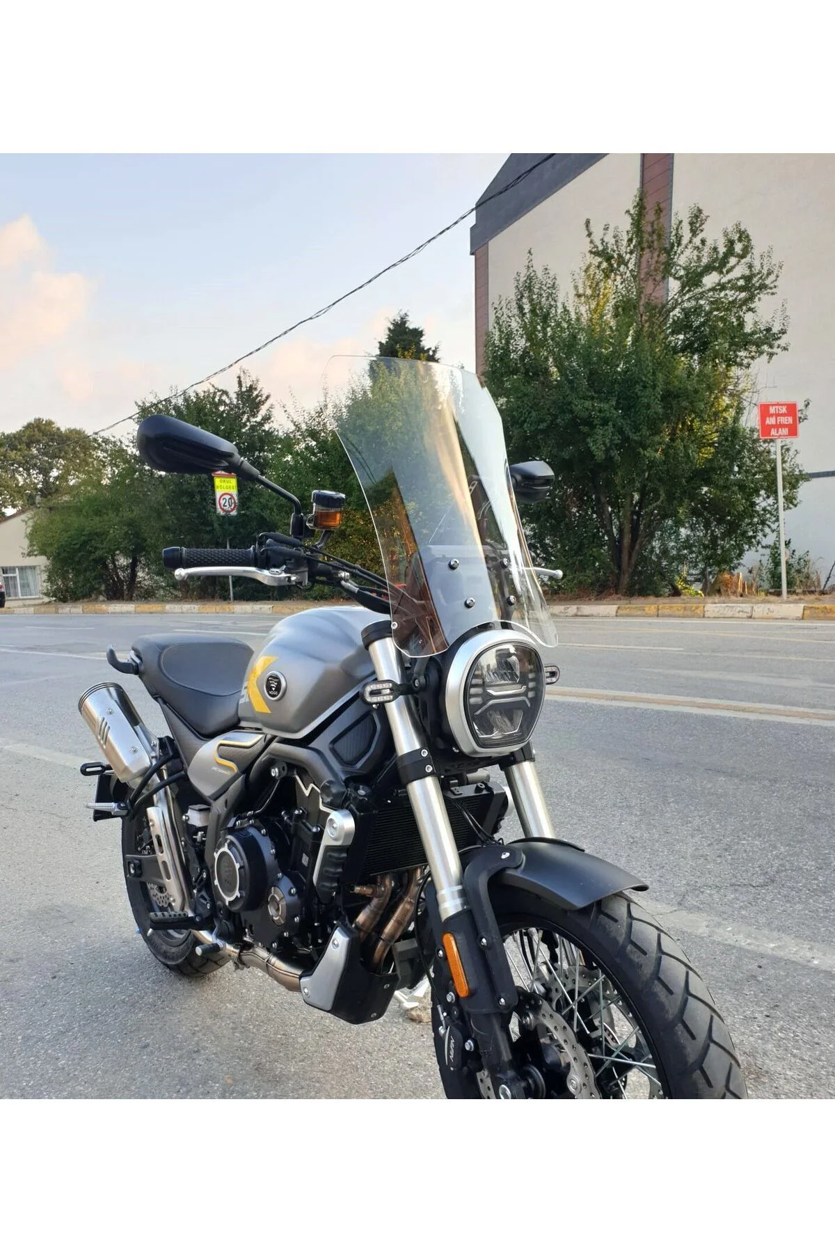 Voge ACX 525 Ön Cam 2023-2026 Model 58cm Şeffaf Renkli 4mm