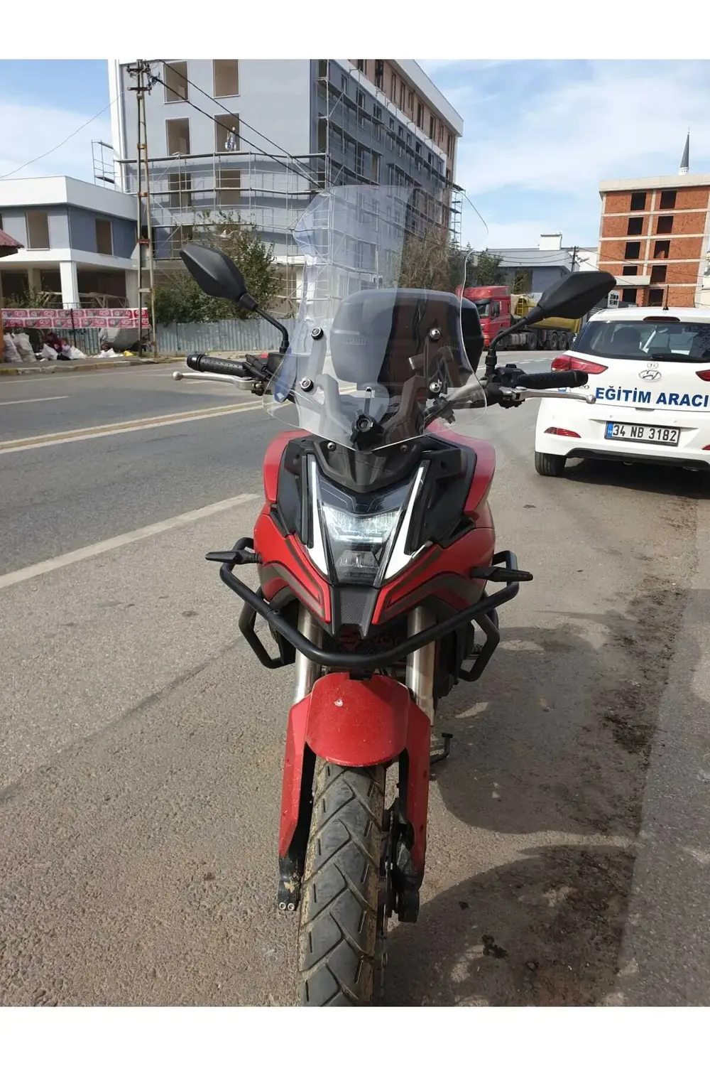 Voge DS 500 Ön Cam 2021 2024 Model 55cm Şeffaf Renkli 4mm