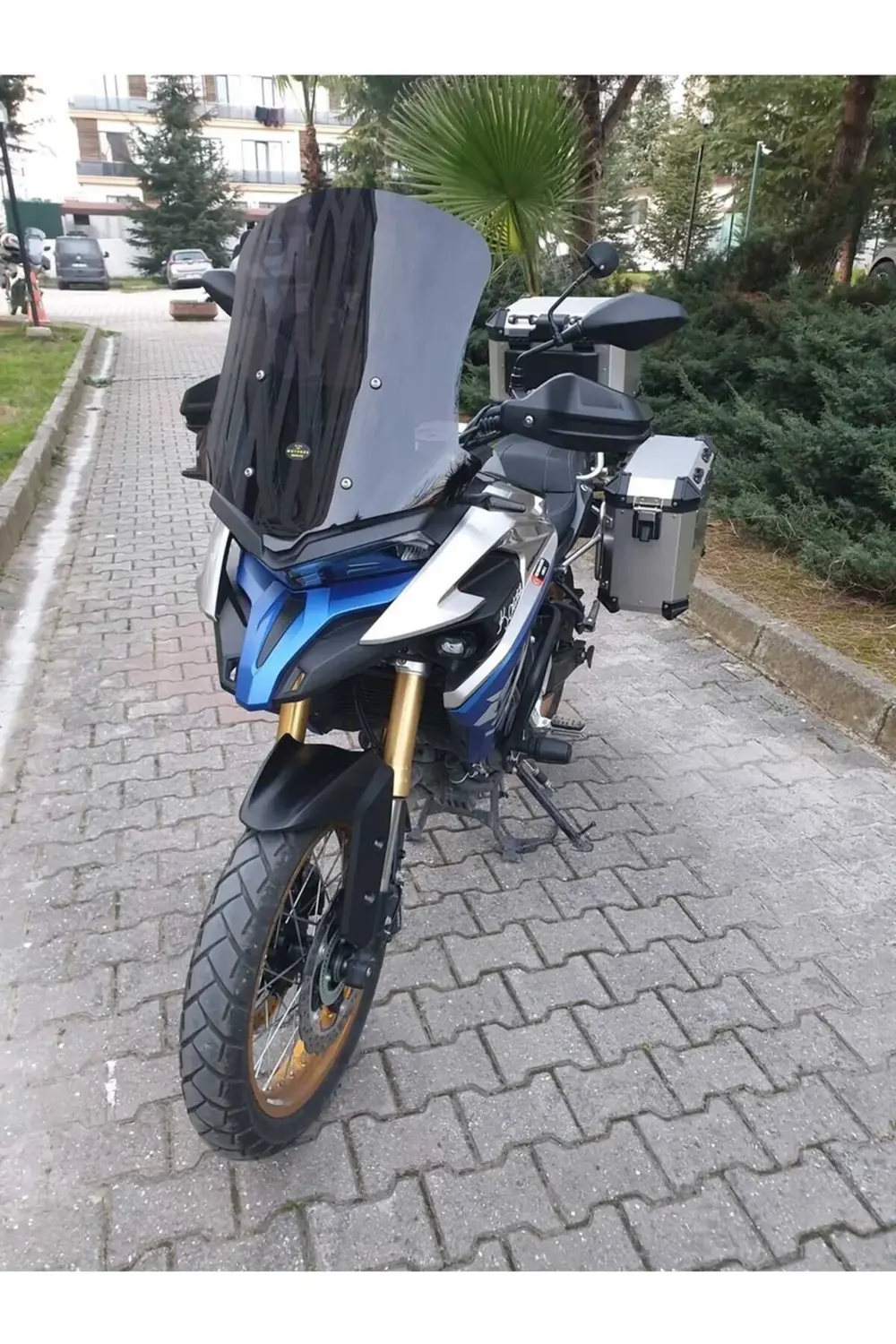 Voge DS 625X Ön Cam 2023-2025 Model 56cm Siyah Renkli 4mm GENİŞ M