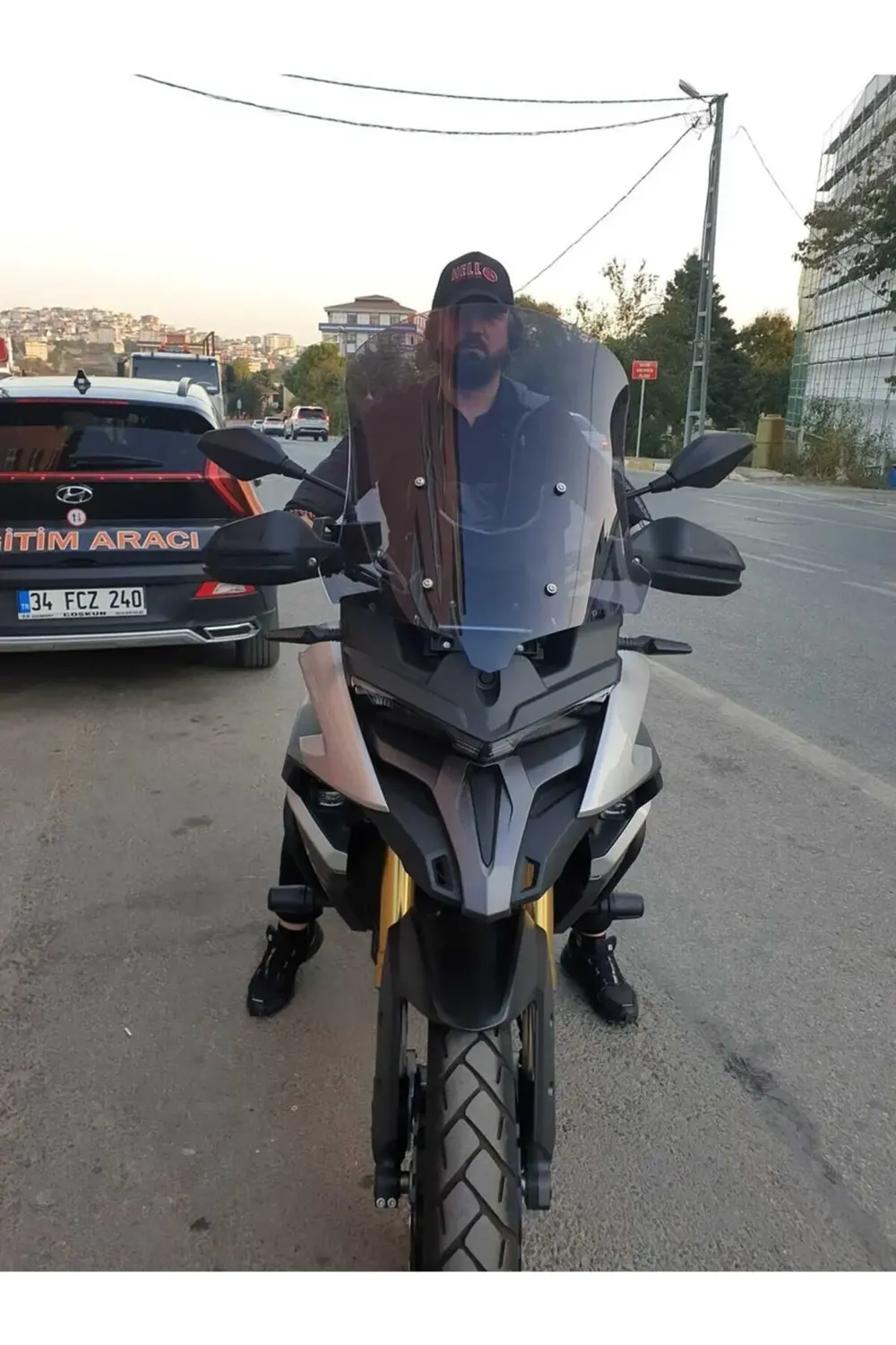 Voge DS 625X Ön Cam 2023-2025 Model 65cm Füme Renkli 4mm GENİŞ MO