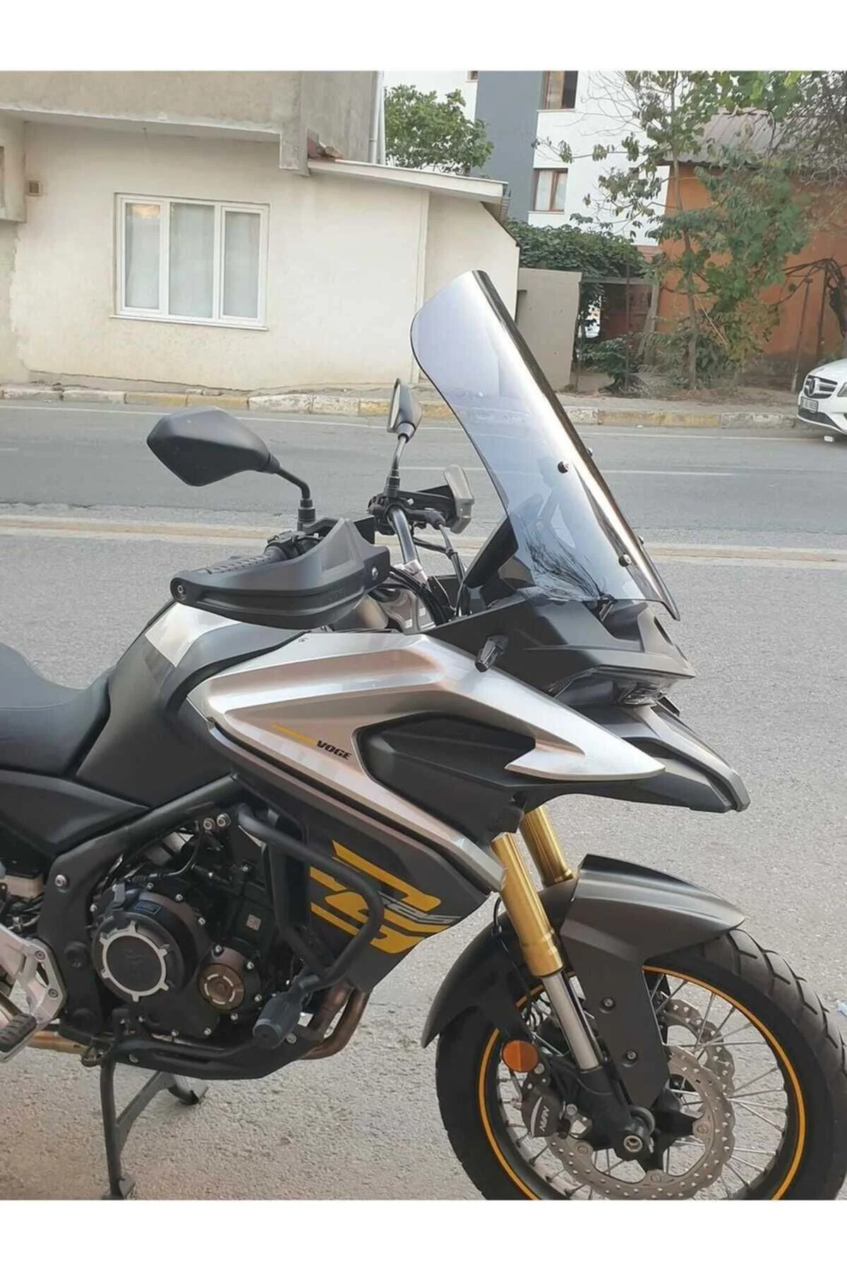 Voge DS 625X Ön Cam 2023-2026 Model 56cm Füme Renkli 4mm