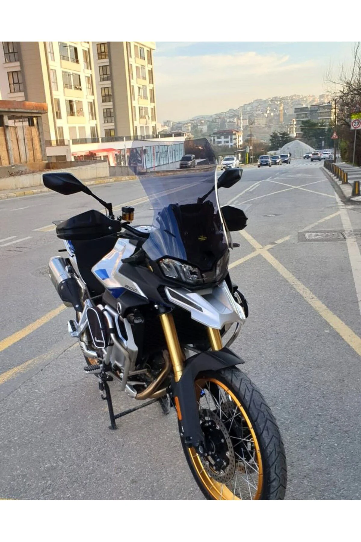 Voge DS 900 X Ön Cam 2025-2026 Model 53cm Füme Renkli 4mm