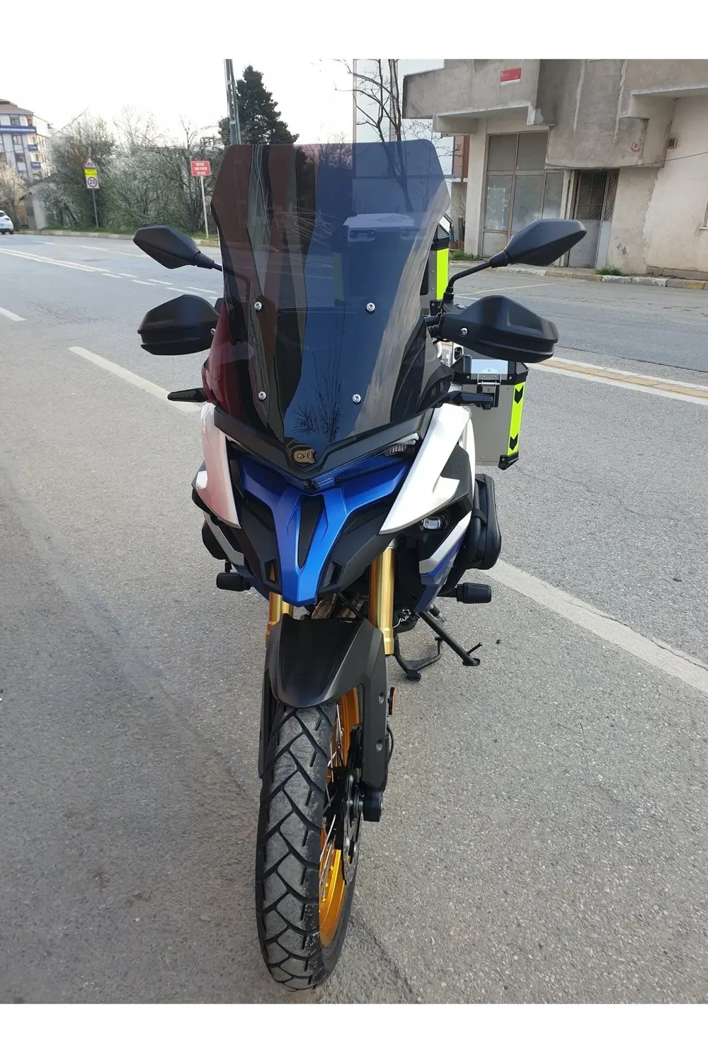 Voge DSX 525 Ön Cam 2023 2024 Model 56cm Siyah Renkli 4mm SPORTİF