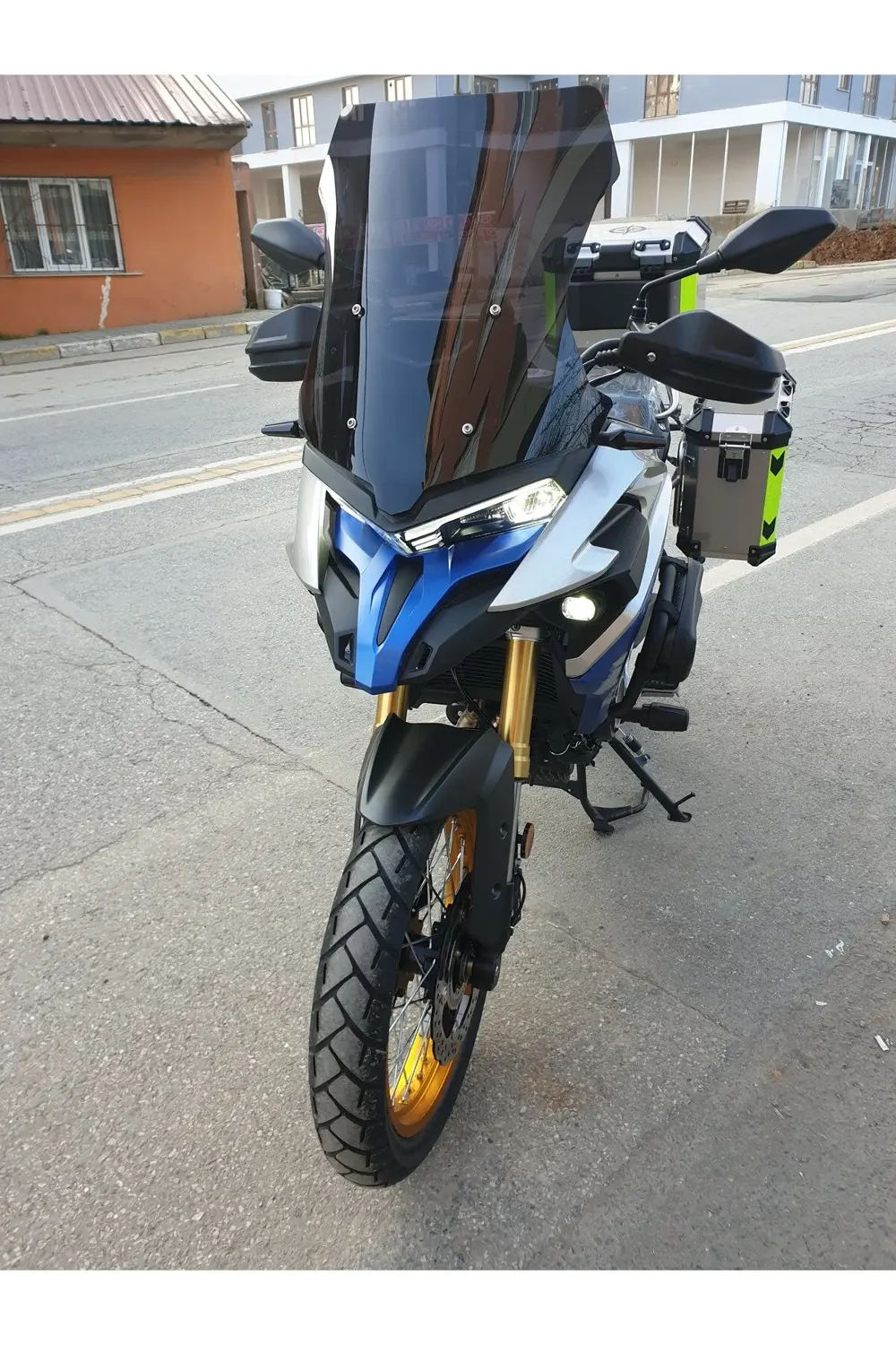 Voge DSX 525 Ön Cam 2023 2024 Model 56cm Siyah Renkli 4mm SPORTİF