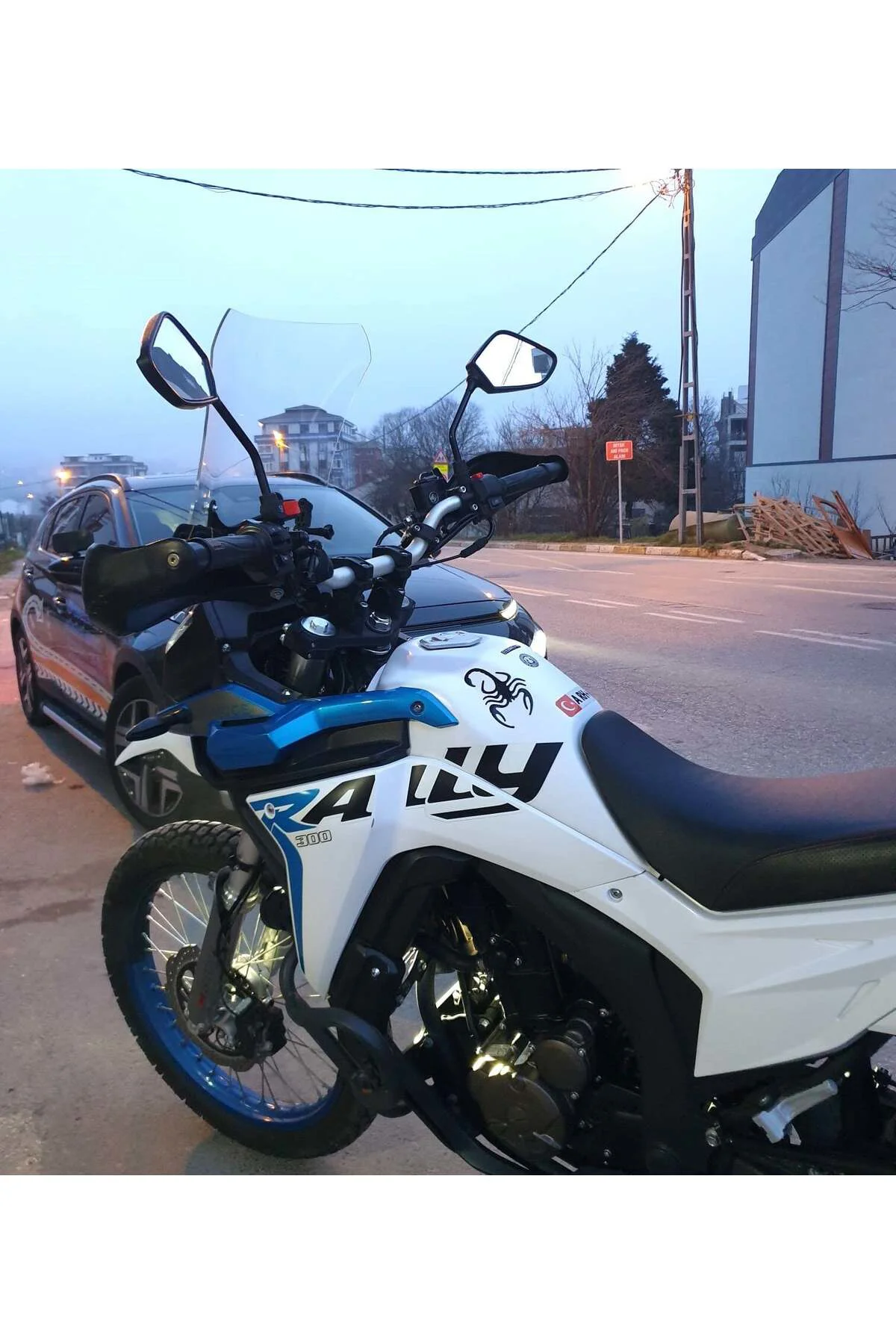Voge Rally 250 Ön Cam 2022-2026 Model 51cm Şeffaf Renkli 4mm