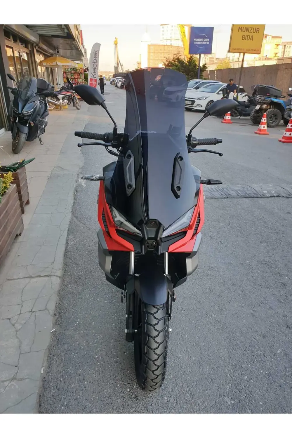 Voge Sr1 Adv Ön Cam 2023 2024 Model 71cm Şeffaf Renkli 4mm