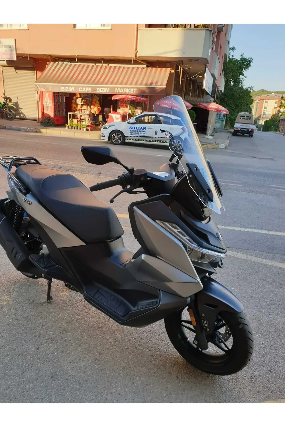 Voge Sr3 Ön Cam 2023 2024 Model 63cm Şeffaf Renkli 4mm