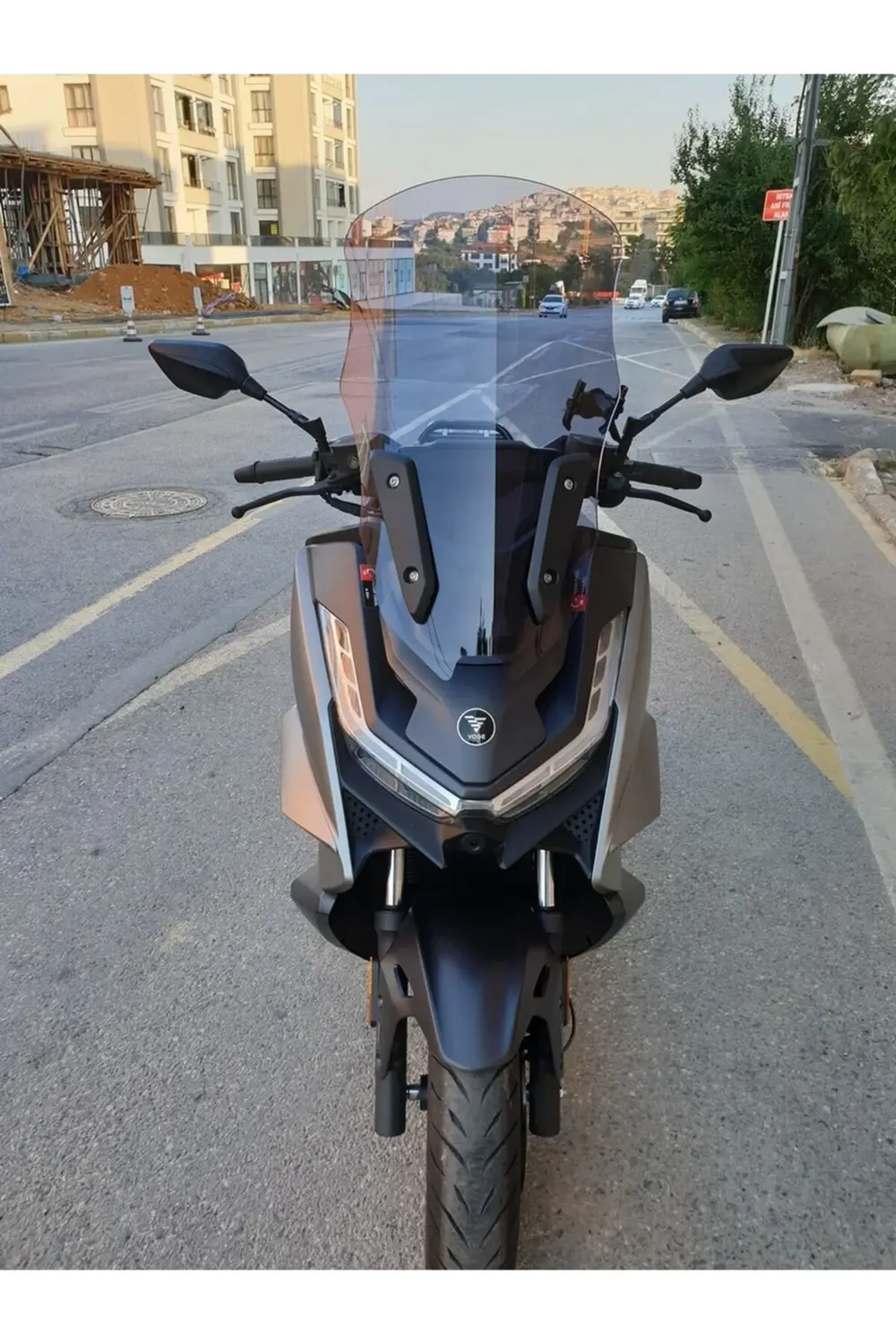 Voge SR3 Ön Cam 2023-2025 Model 70cm Füme Renk 4mm