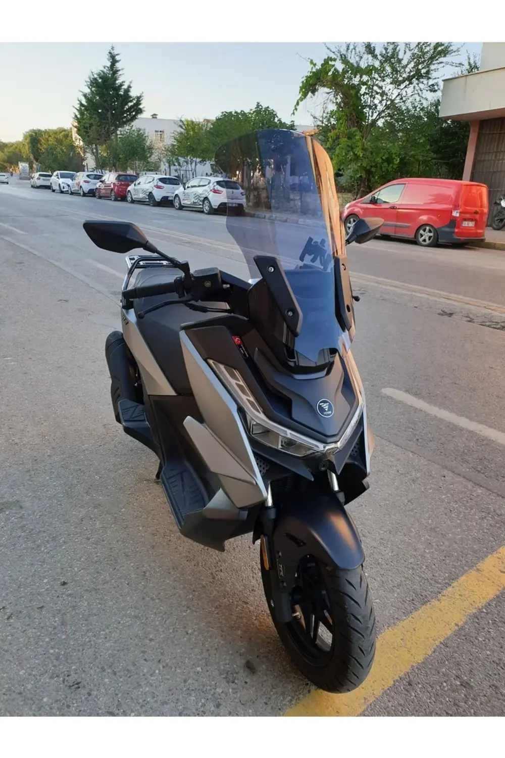 Voge SR3 Ön Cam 2023-2025 Model 70cm Füme Renk 4mm