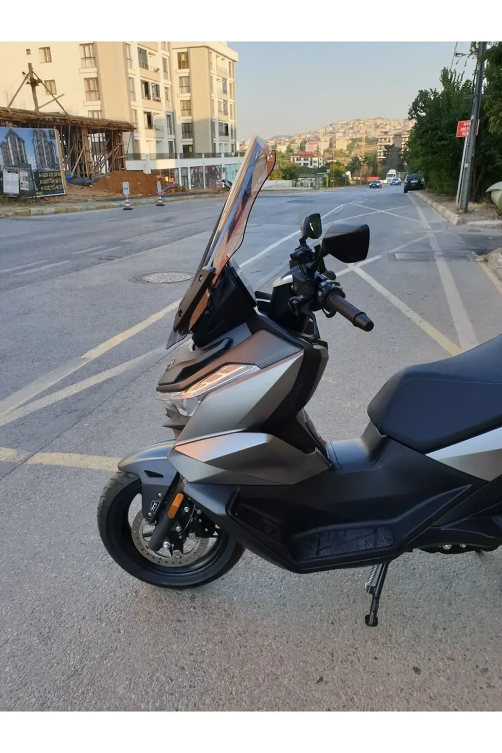 Voge SR3 Ön Cam 2023-2025 Model 70cm Füme Renk 4mm