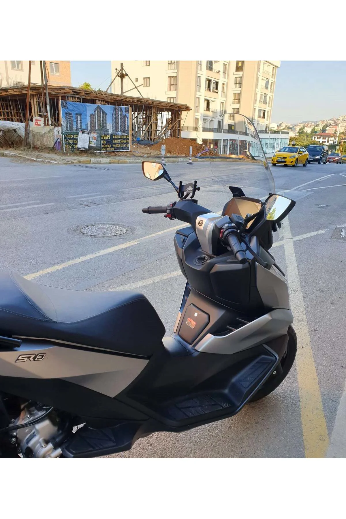 Voge SR3 Ön Cam 2023-2026 Model 63cm Şeffaf Renkli 4mm