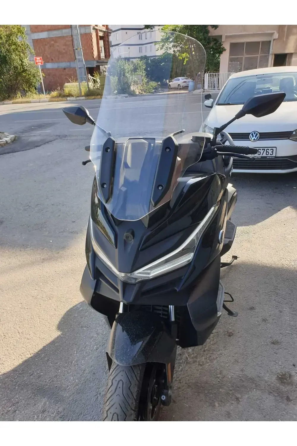 Voge SR4 Ön Cam 2022 2024 Model 78cm şeffaf Renkli 4mm UZUN CAM