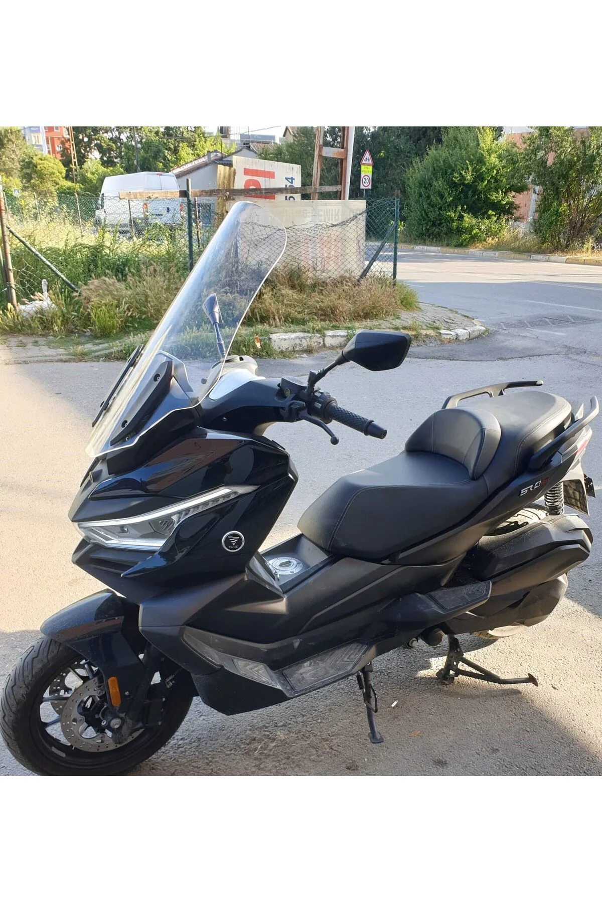 Voge SR4 Ön Cam 2022-2026 Model 70cm Şeffaf Renkli 4mm UZUN