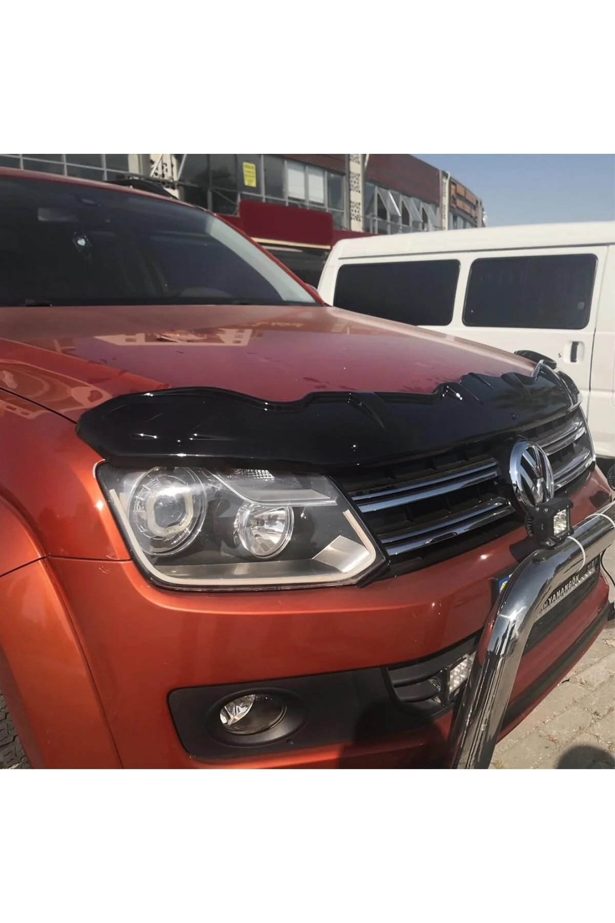 Volkswagen Amarok 2010- Yarasa Kaput Rüzgarlığı