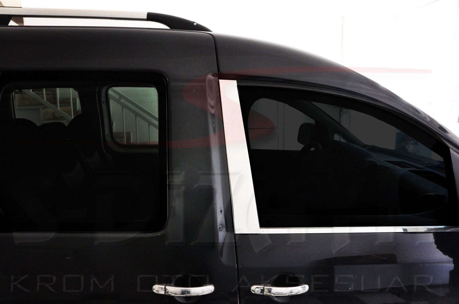 Volkswagen Caddy Krom Kapı Uyumlu Direği 2 Parça 2004-2015 Volkswagen Caddy Krom Kapı Uyumlu Direği 2 Parça 2004-2015