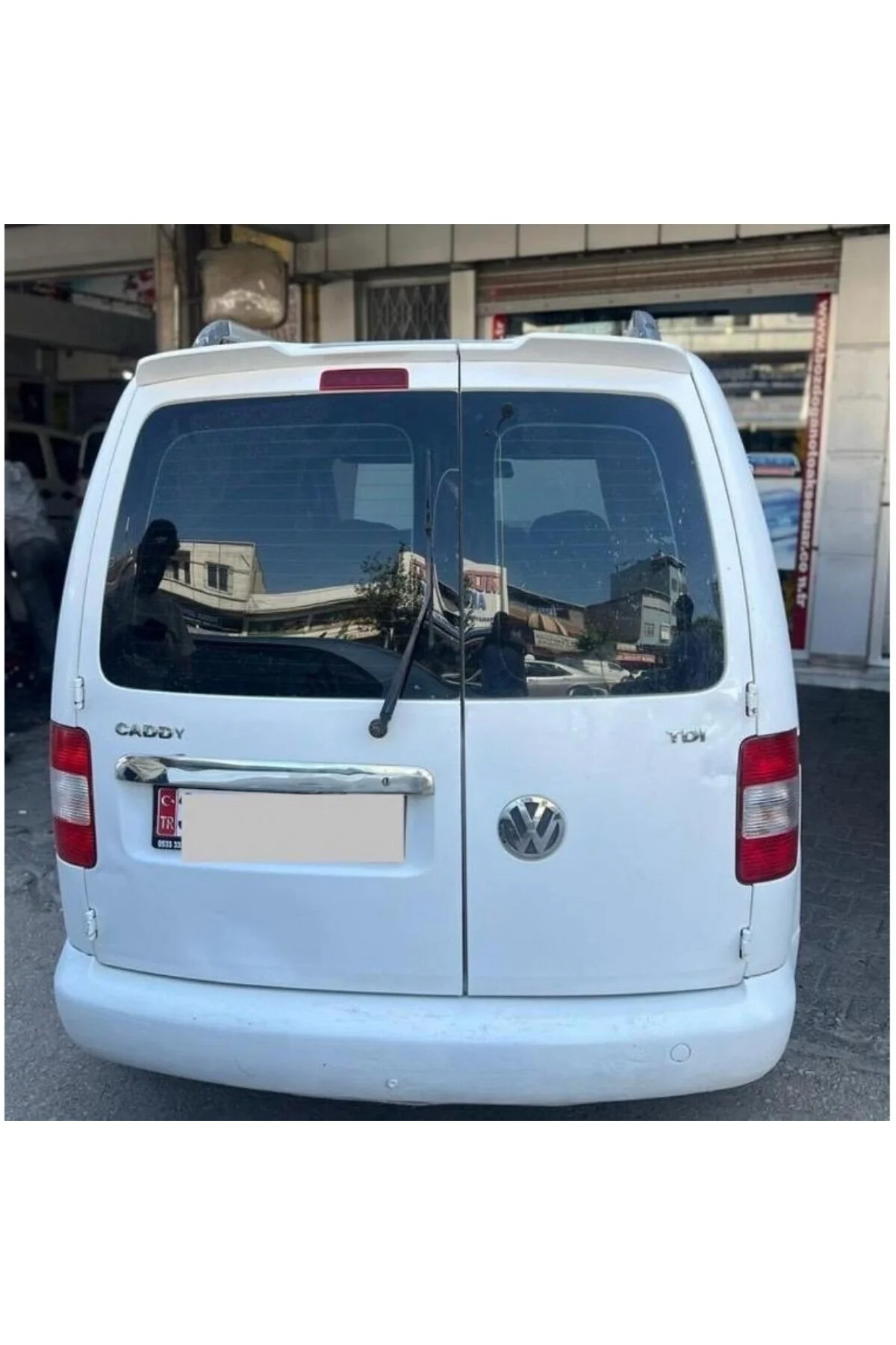 VOLKSWAGEN CADDY 2003-2010 ÇİFT KAPI ASTARLI YARASA SPOİLER VOLKSWAGEN CADDY 2003-2010 ÇİFT KAPI ASTARLI YARASA SPOİLER