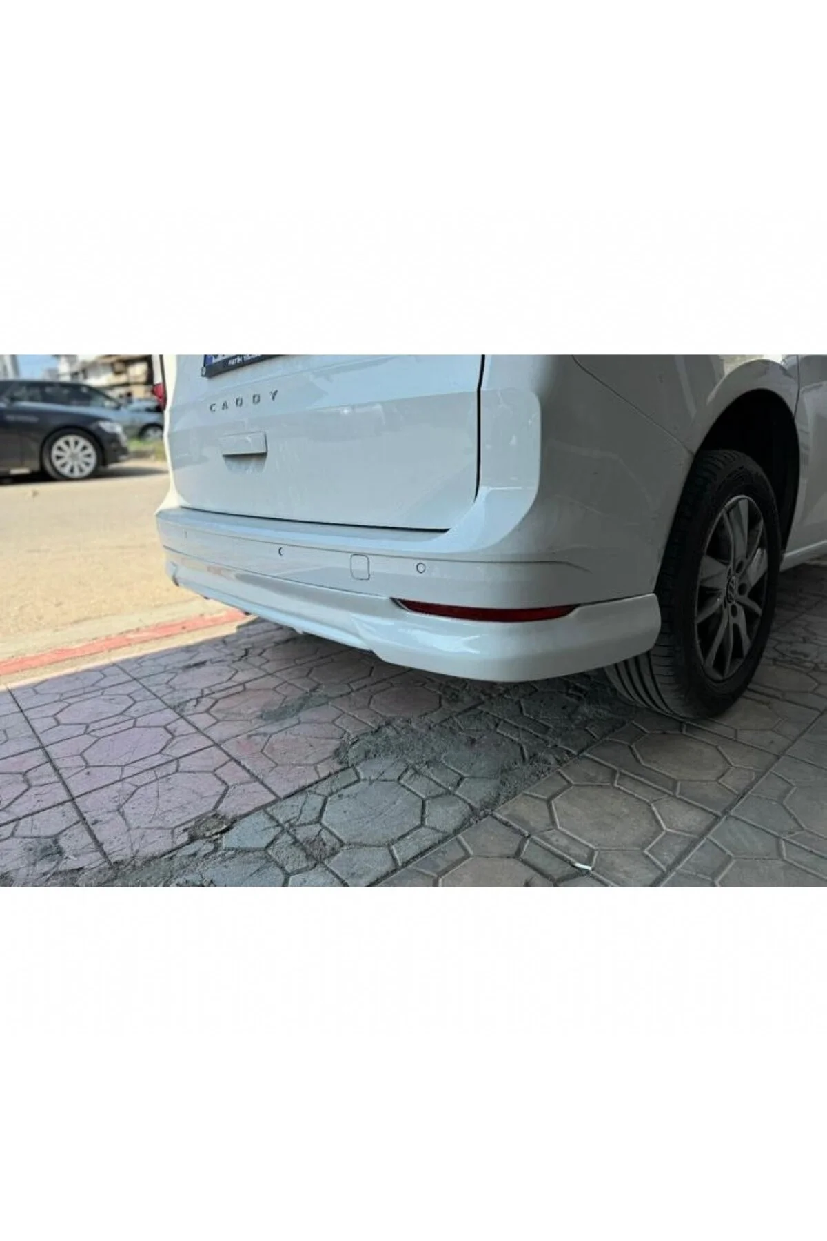 VOLKSWAGEN CADDY 2020- ASTARLI DİFÜZÖRLÜ ARKA KARLIK VOLKSWAGEN CADDY 2020- ASTARLI DİFÜZÖRLÜ ARKA KARLIK