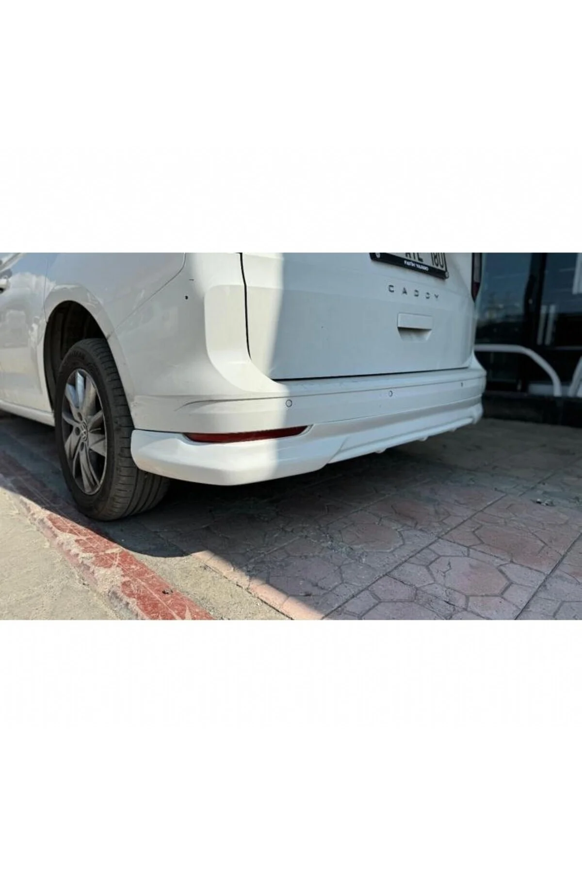 VOLKSWAGEN CADDY 2020- ASTARLI DİFÜZÖRLÜ ARKA KARLIK VOLKSWAGEN CADDY 2020- ASTARLI DİFÜZÖRLÜ ARKA KARLIK