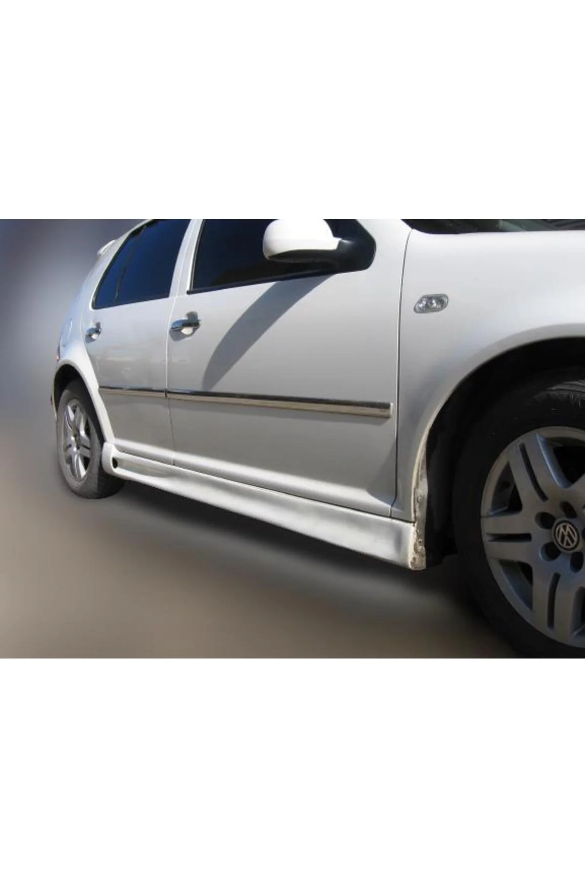 VOLKSWAGEN GOLF 4 1996-2003 ASTARLI YAN MARŞPİYEL VOLKSWAGEN GOLF 4 1996-2003 ASTARLI YAN MARŞPİYEL