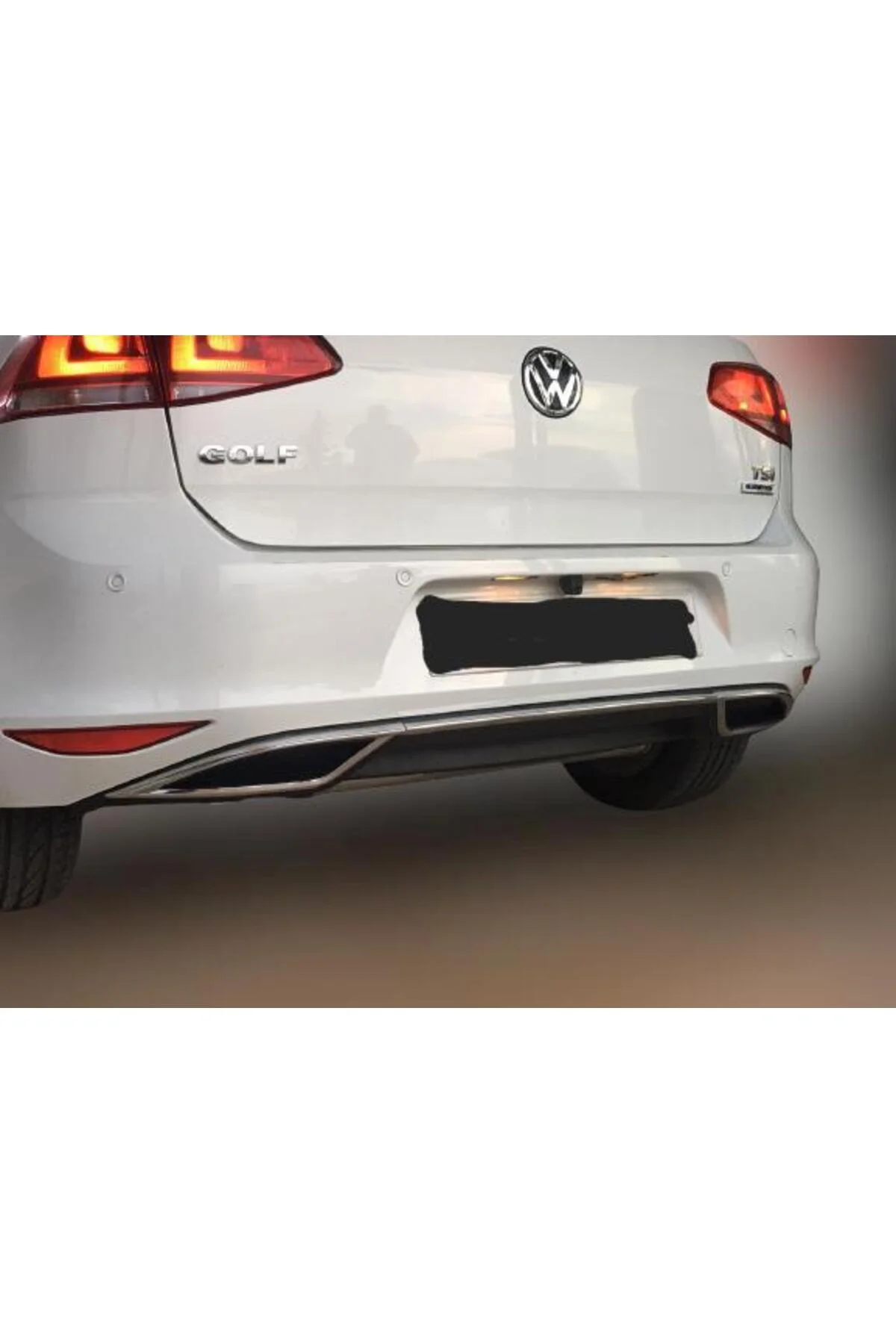VOLKSWAGEN GOLF 7 2013-2017 7.5 GÖRÜNÜMLÜ ASTARLI DİFÜZÖR