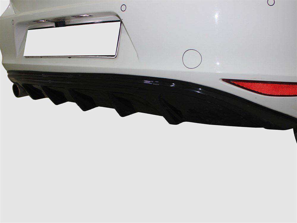 Volkswagen Golf Uyumlu 7 Arka Orta Tampon (Difüzör) Fiber 2013 Ve