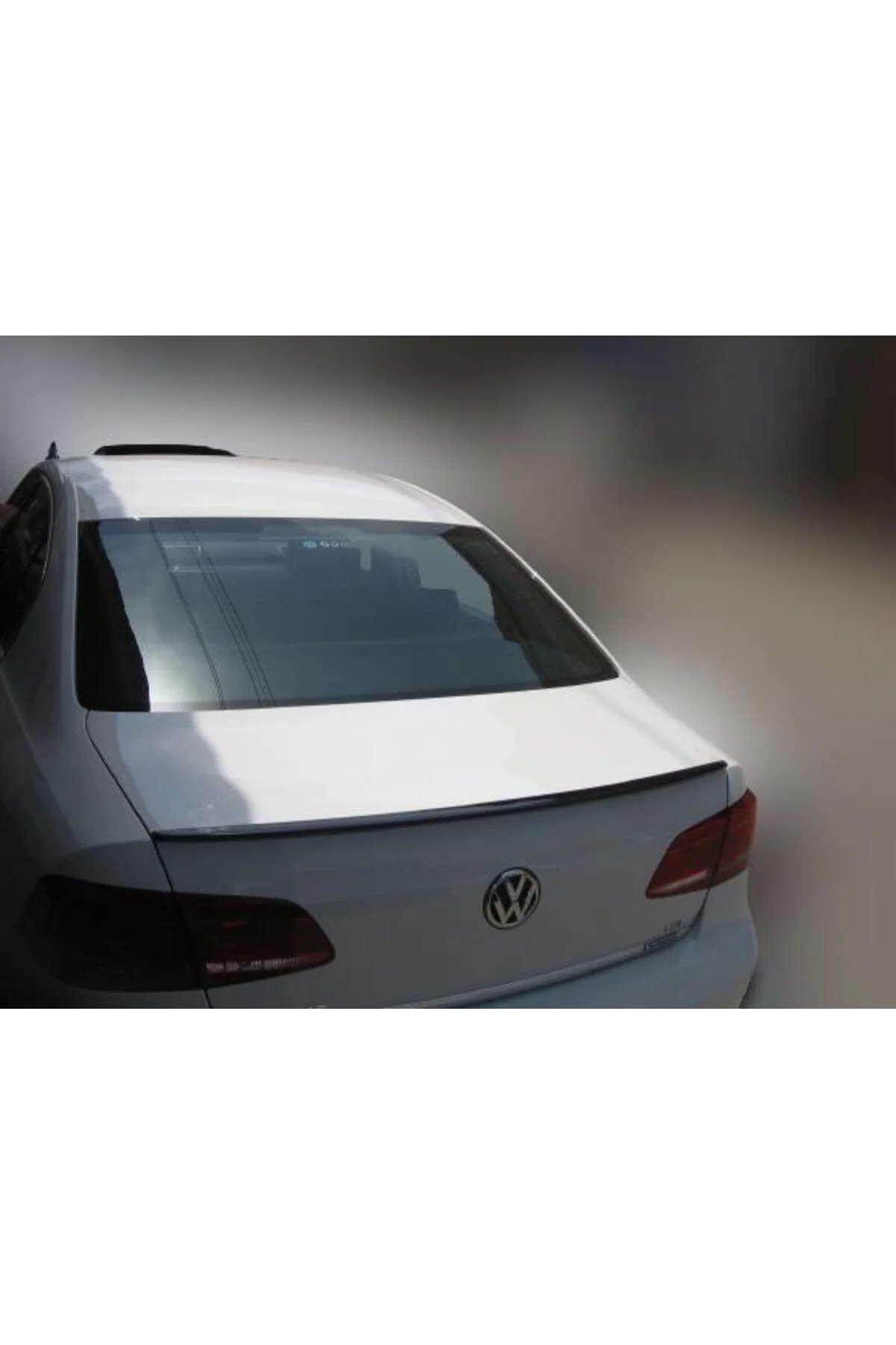 VOLKSWAGEN PASSAT B7 2011-2014 ASTARLI İNCE ANATOMİK SPOİLER