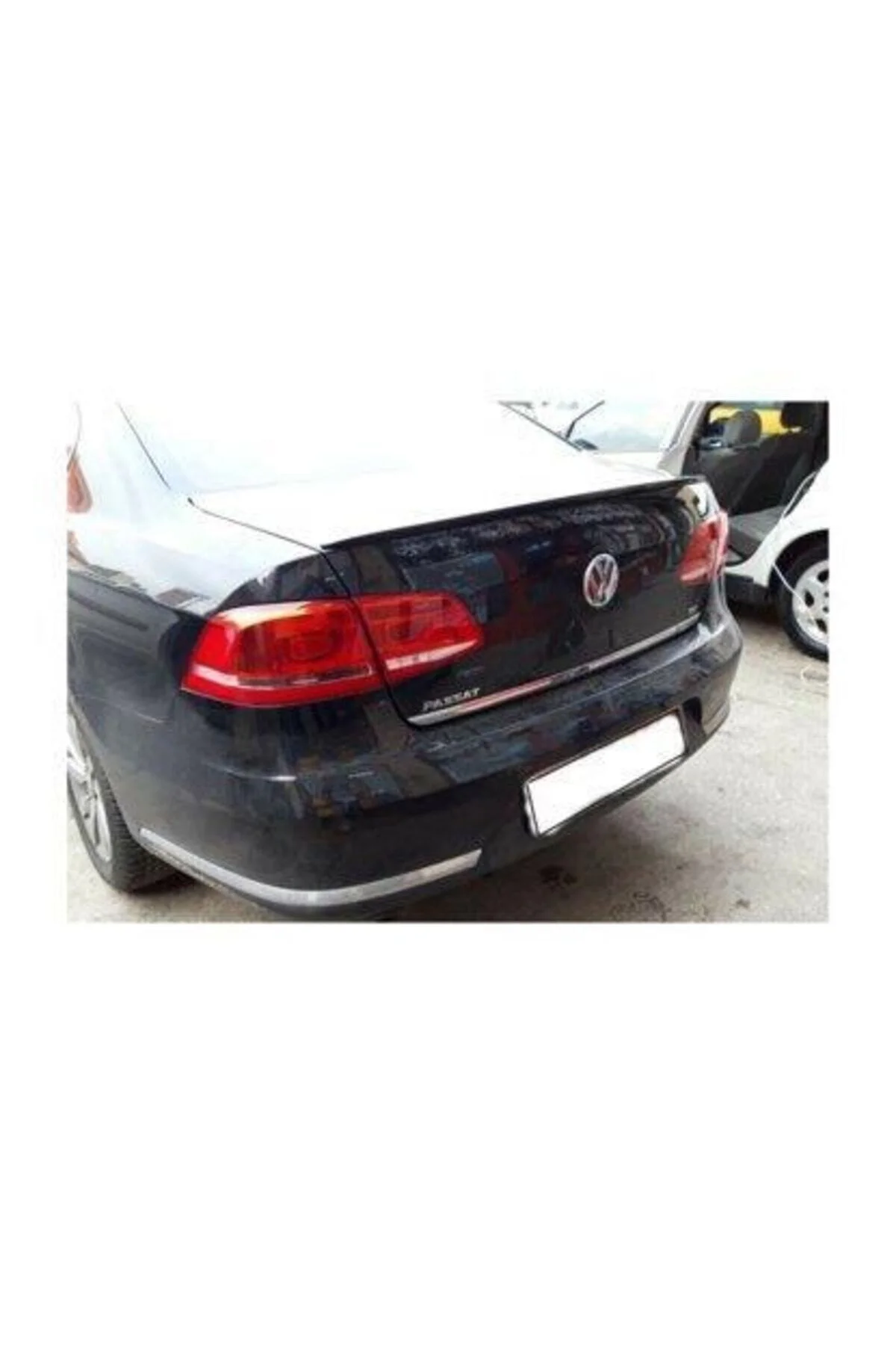 Volkswagen Passat B7 Siyah Spoyler (sry) Uyumlu