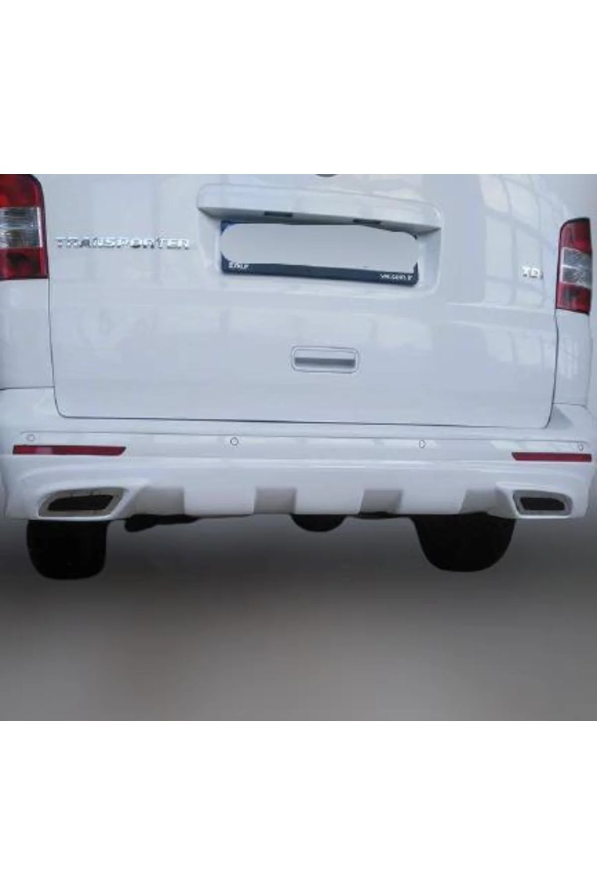 VOLKSWAGEN T7 2015-2020 ASTARLI DİFÜZÖRLÜ ARKA KARLIK