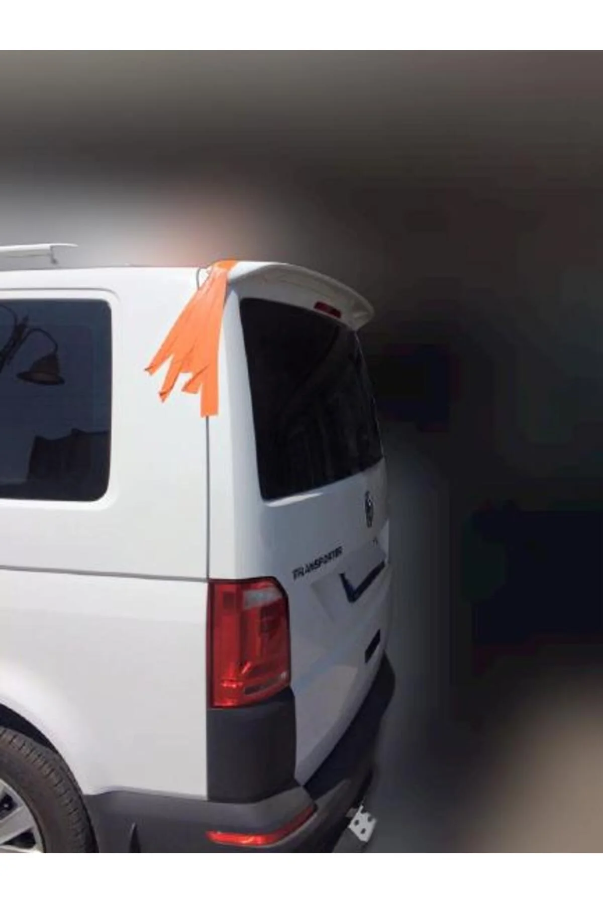 VOLKSWAGEN T7 2015-2020 ASTARLI ANATOMİK SPOİLER