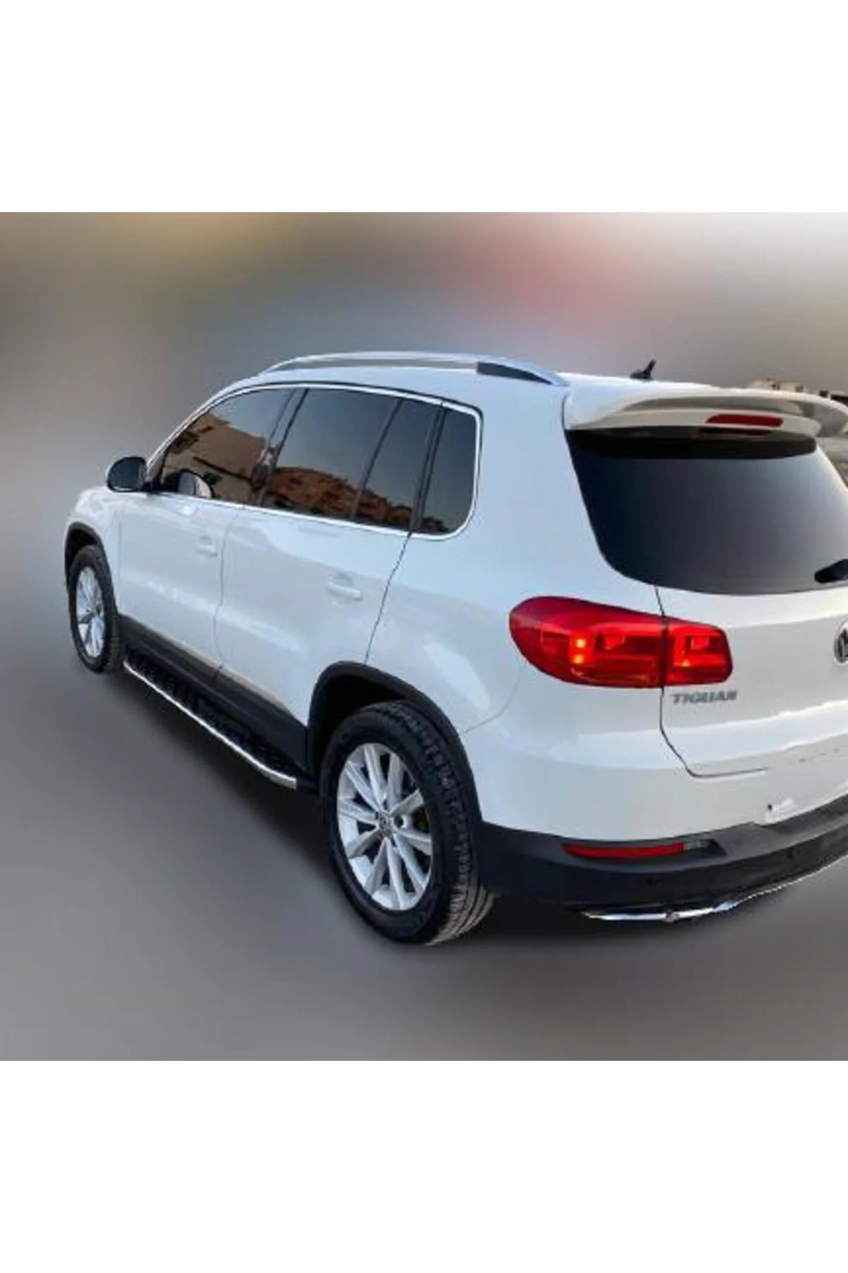 VOLKSWAGEN TİGUAN 2009-2015 ASTARLI SPOİLER