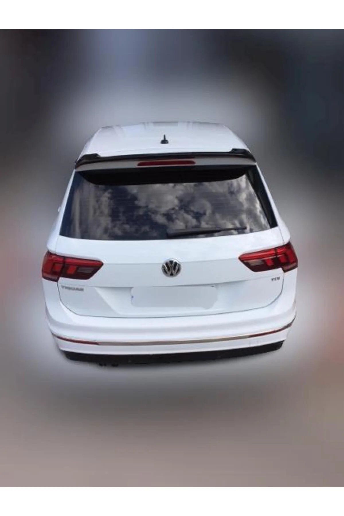 VOLKSWAGEN TİGUAN 2015-2020 ASTARLI ANATOMİK SPOİLER